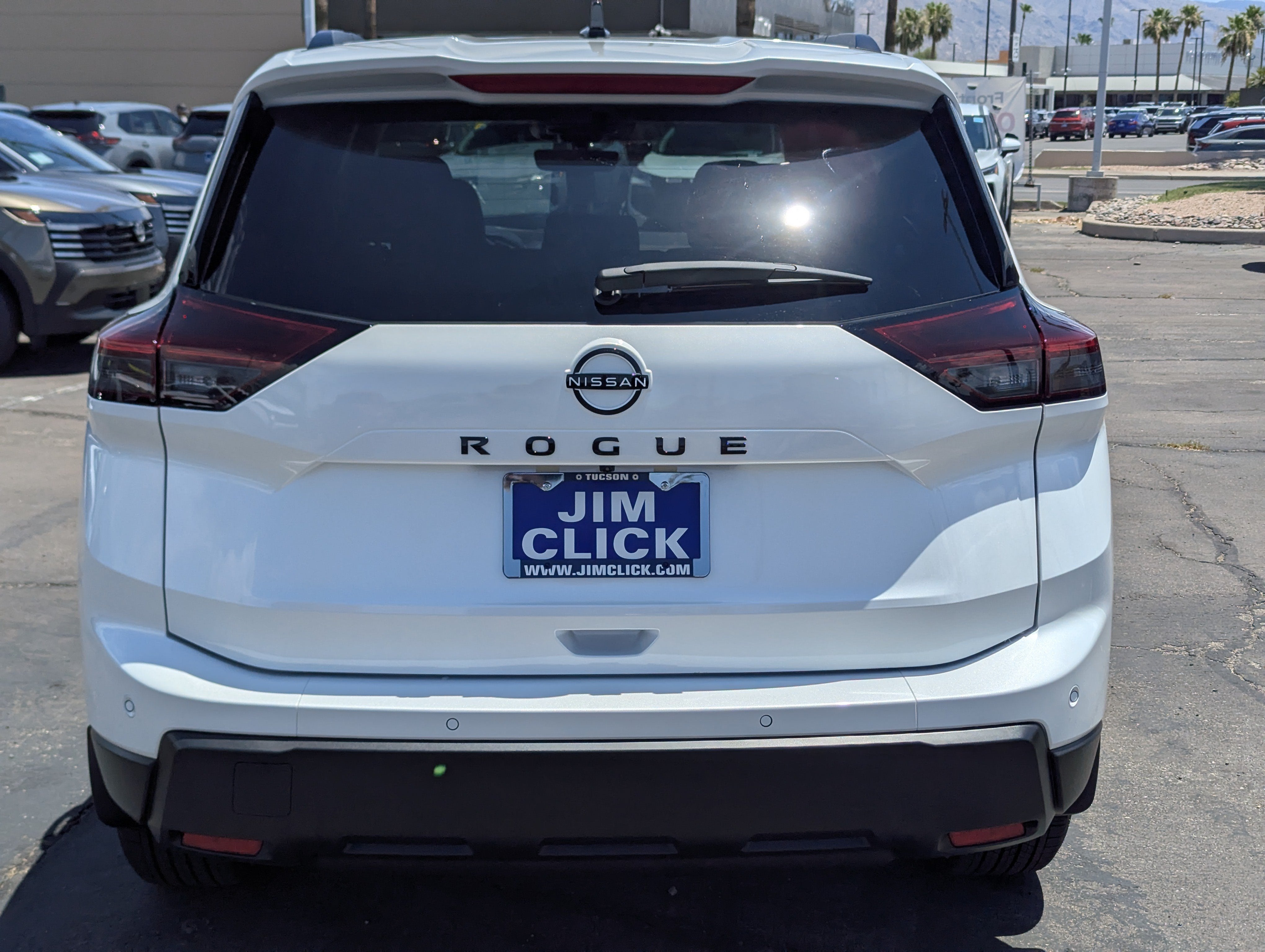 2026 Nissan Rogue Dark Armor