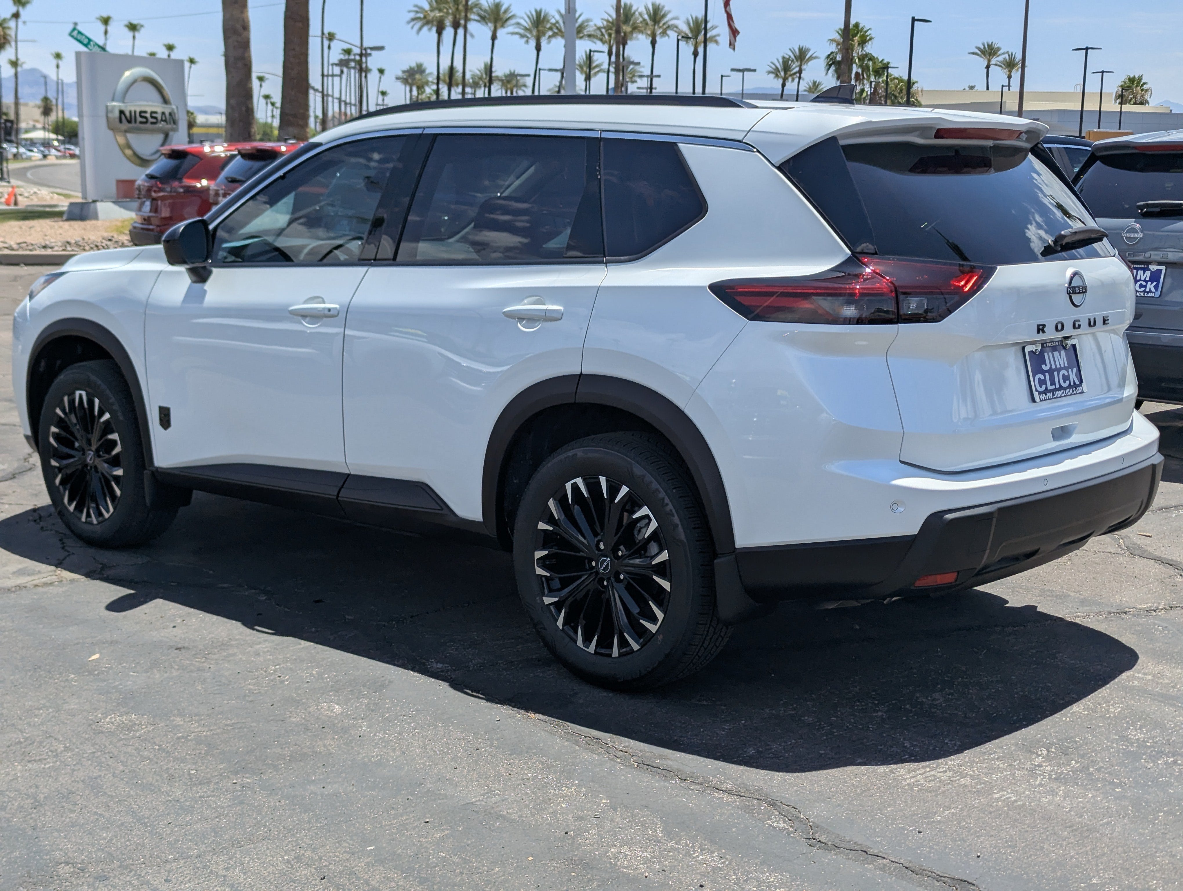 2026 Nissan Rogue Dark Armor