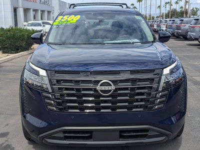 2026 Nissan Pathfinder SV