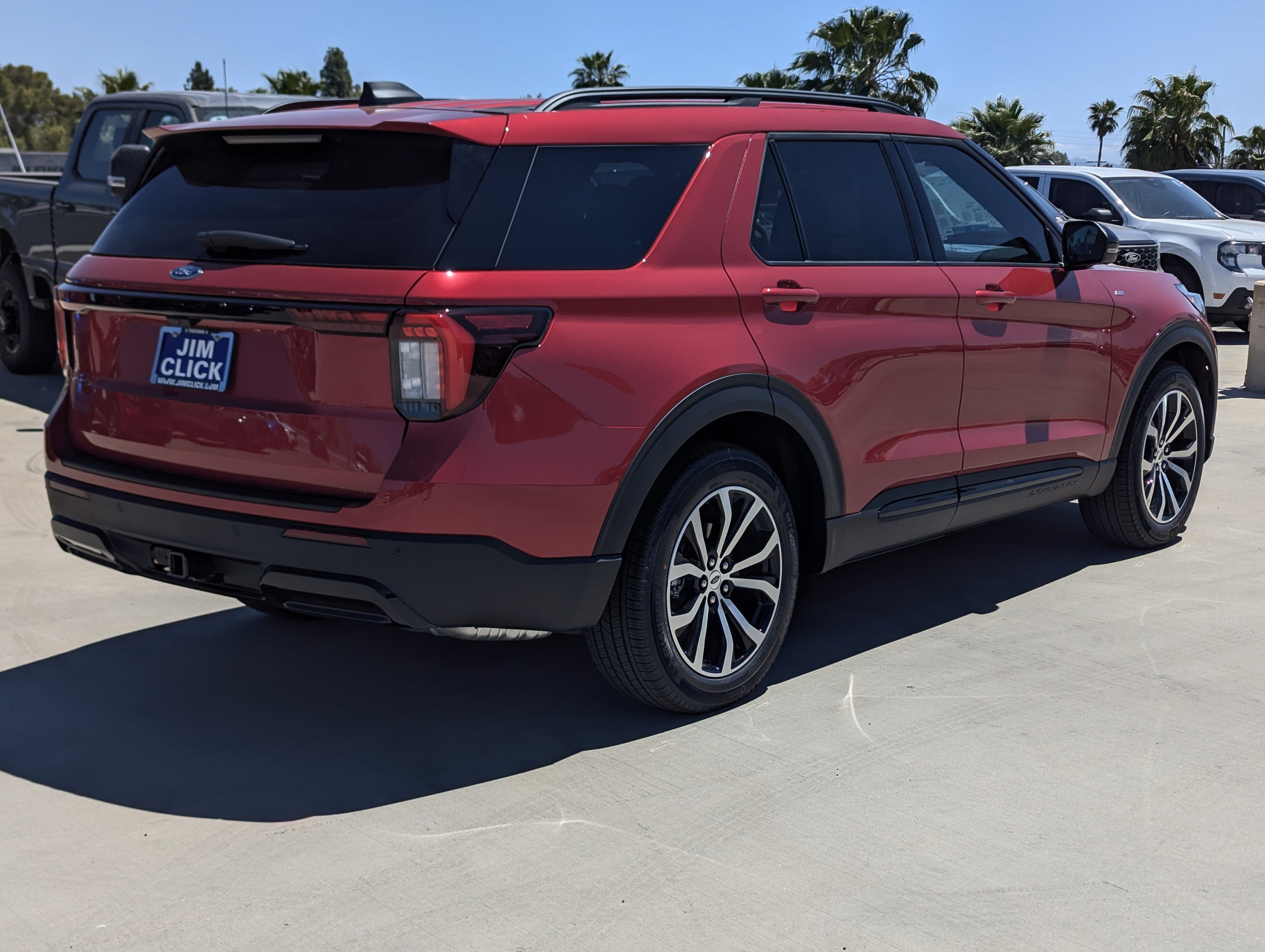 2026 Ford Explorer ST-Line