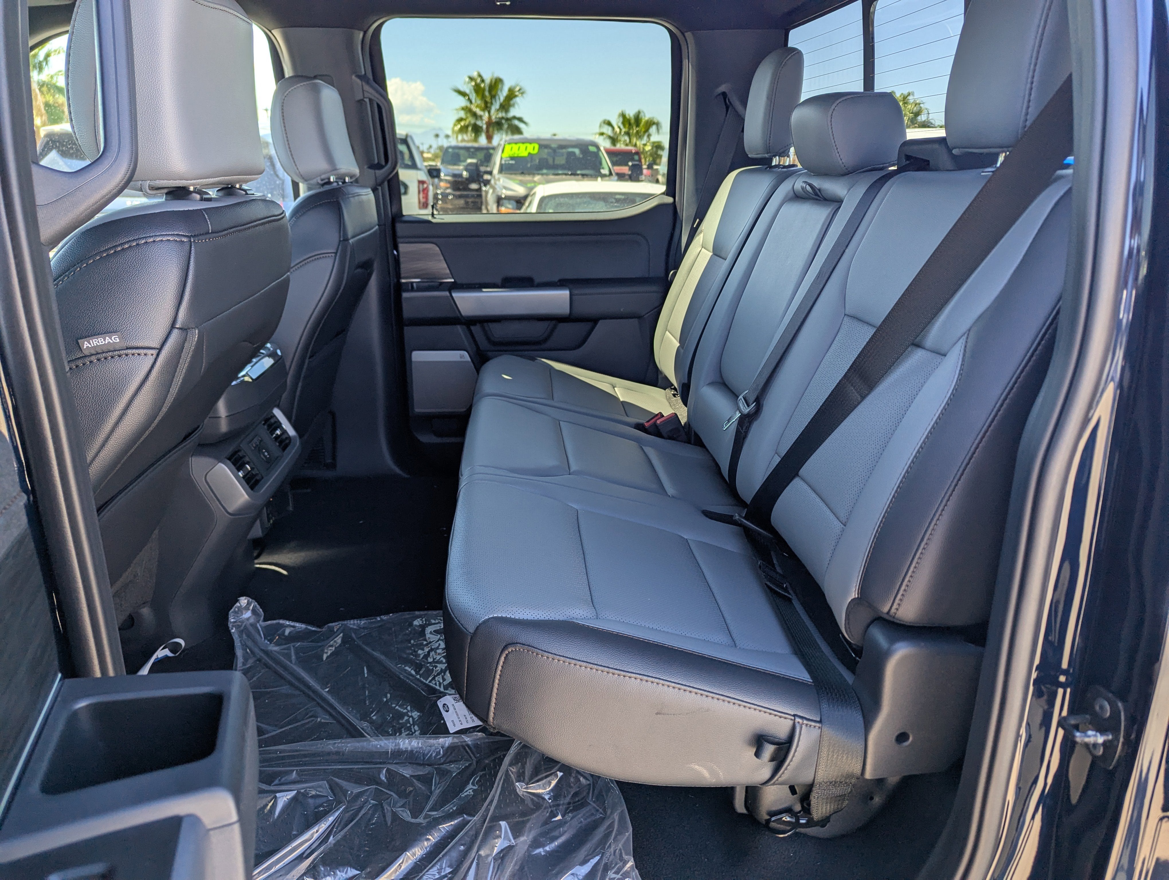 2025 Ford F-150 Lightning Lariat®