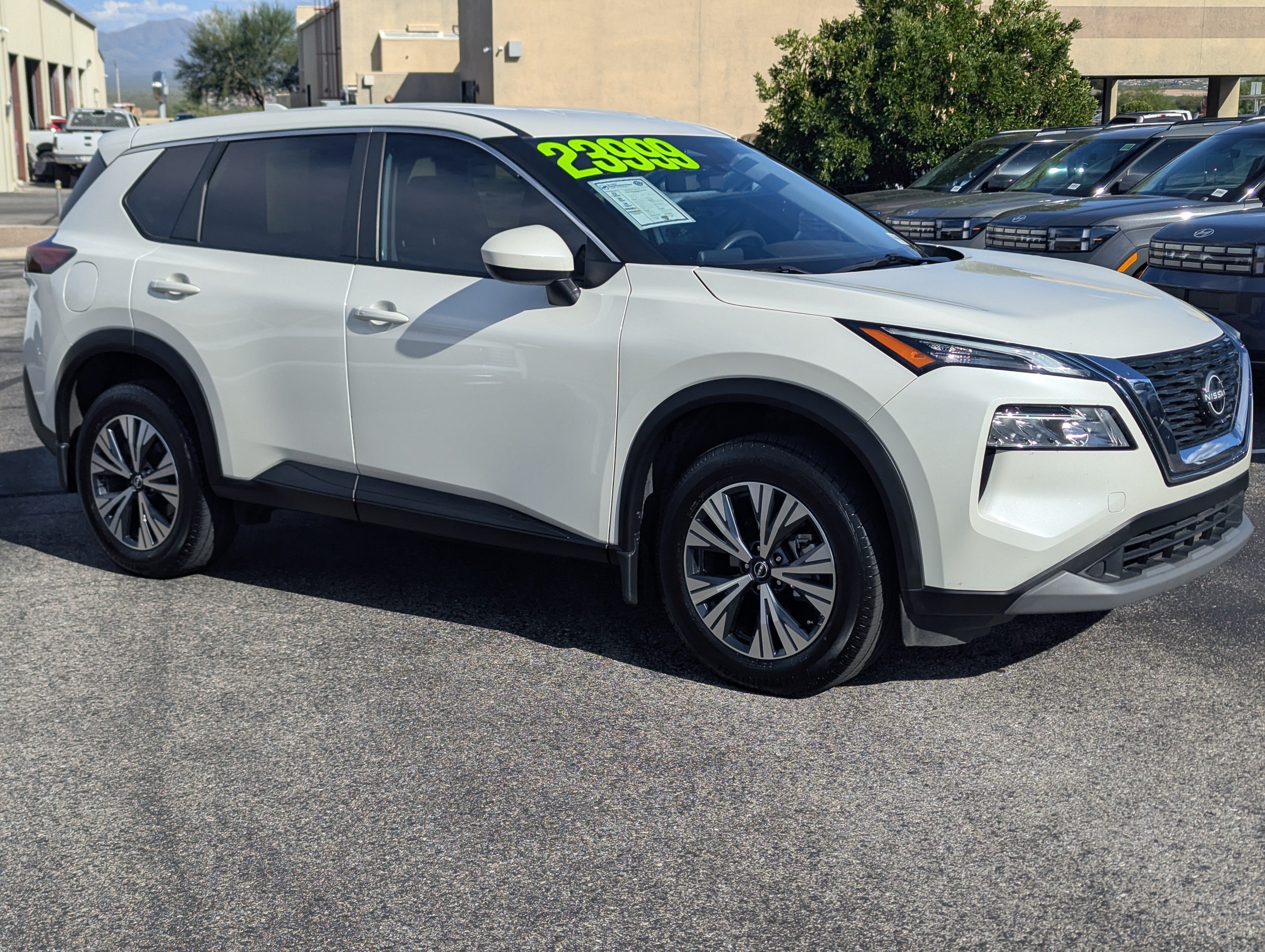 2023 Nissan Rogue SV