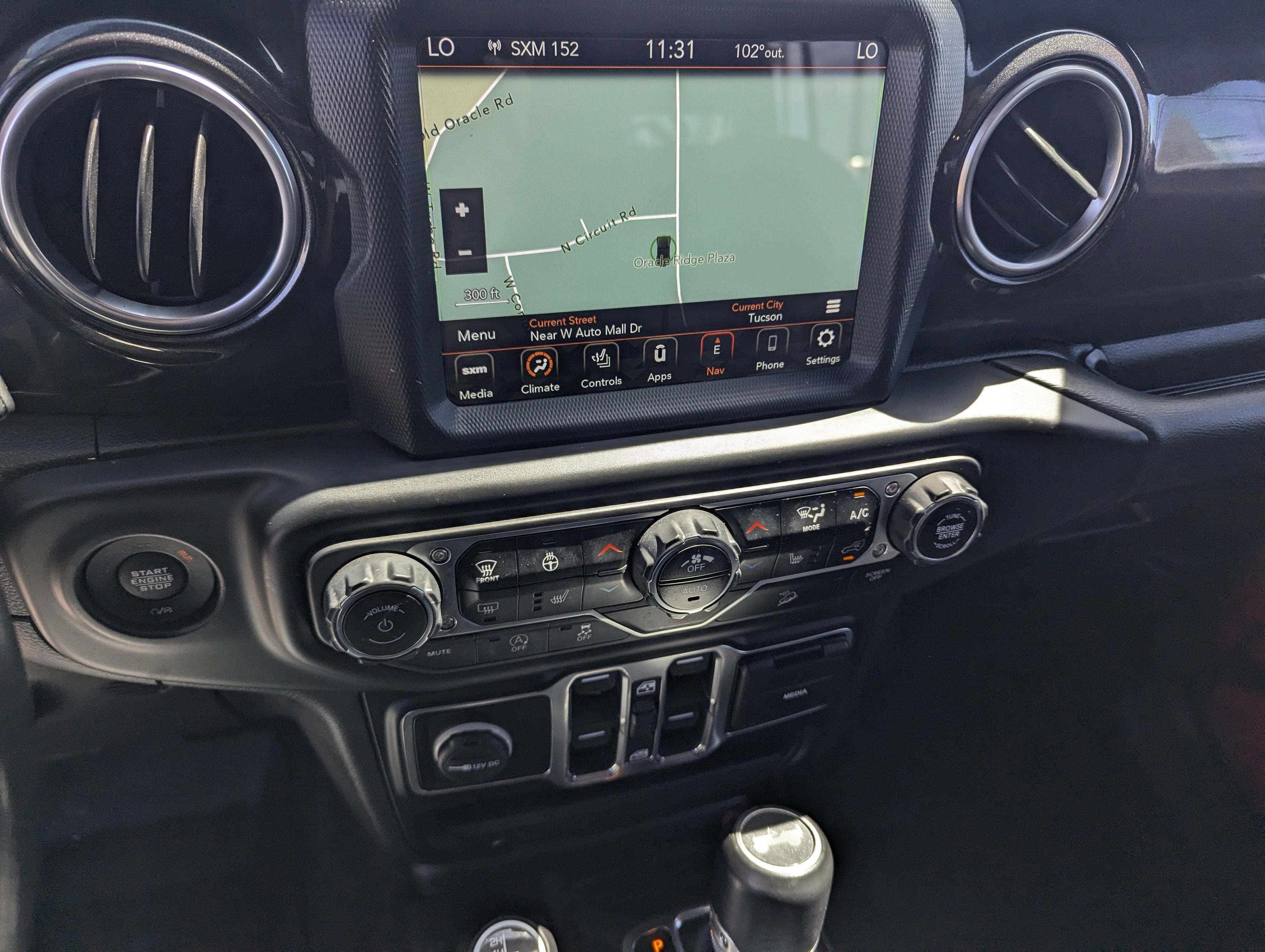 2020 Jeep Wrangler Unlimited Sahara Altitude