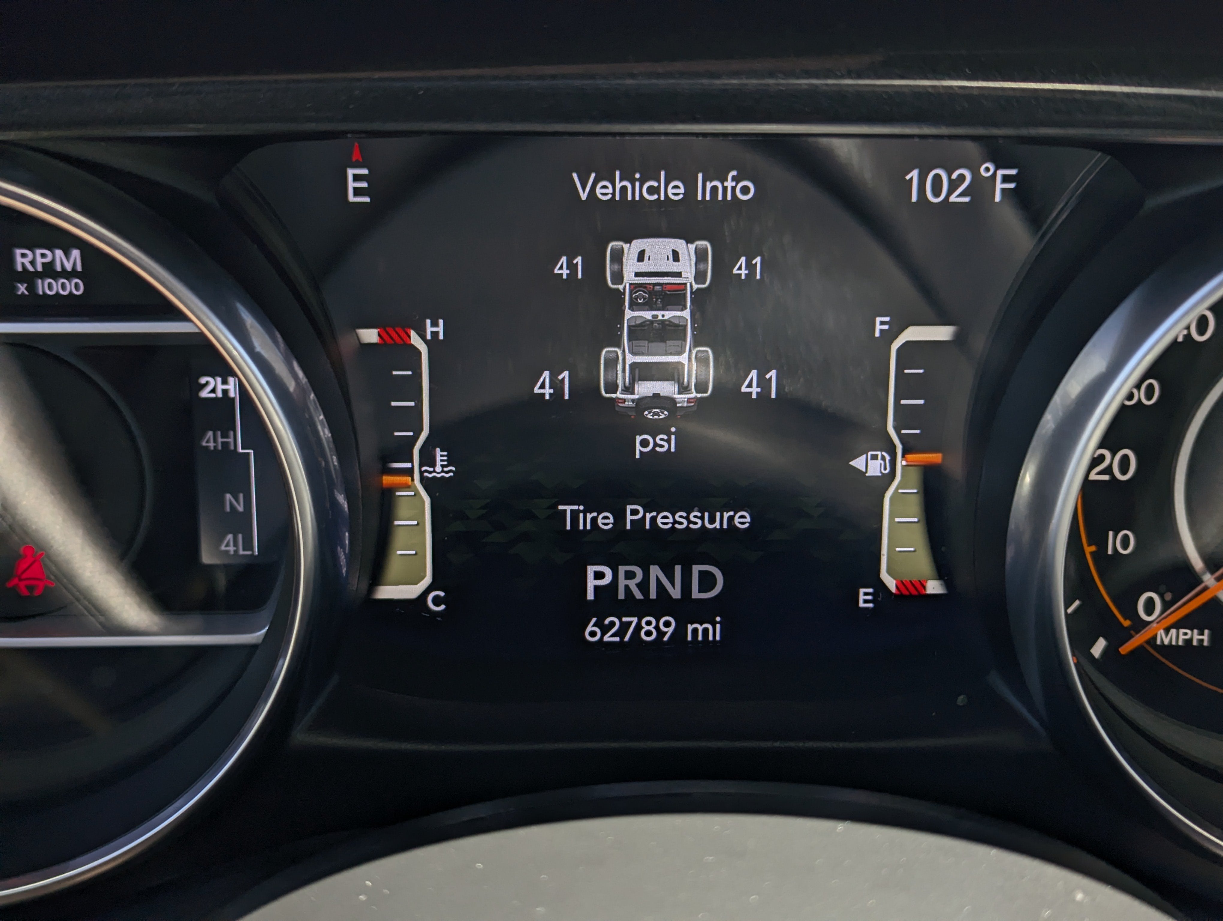 2020 Jeep Wrangler Unlimited Sahara Altitude