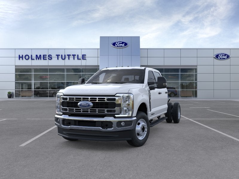 2026 Ford Super Duty F-350 DRW Base