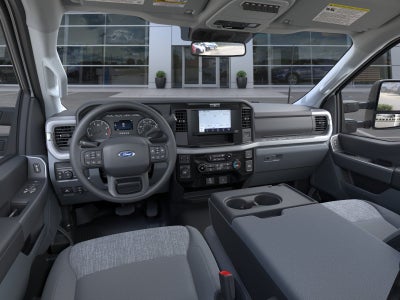 2025 Ford Super Duty F-450 DRW XLT