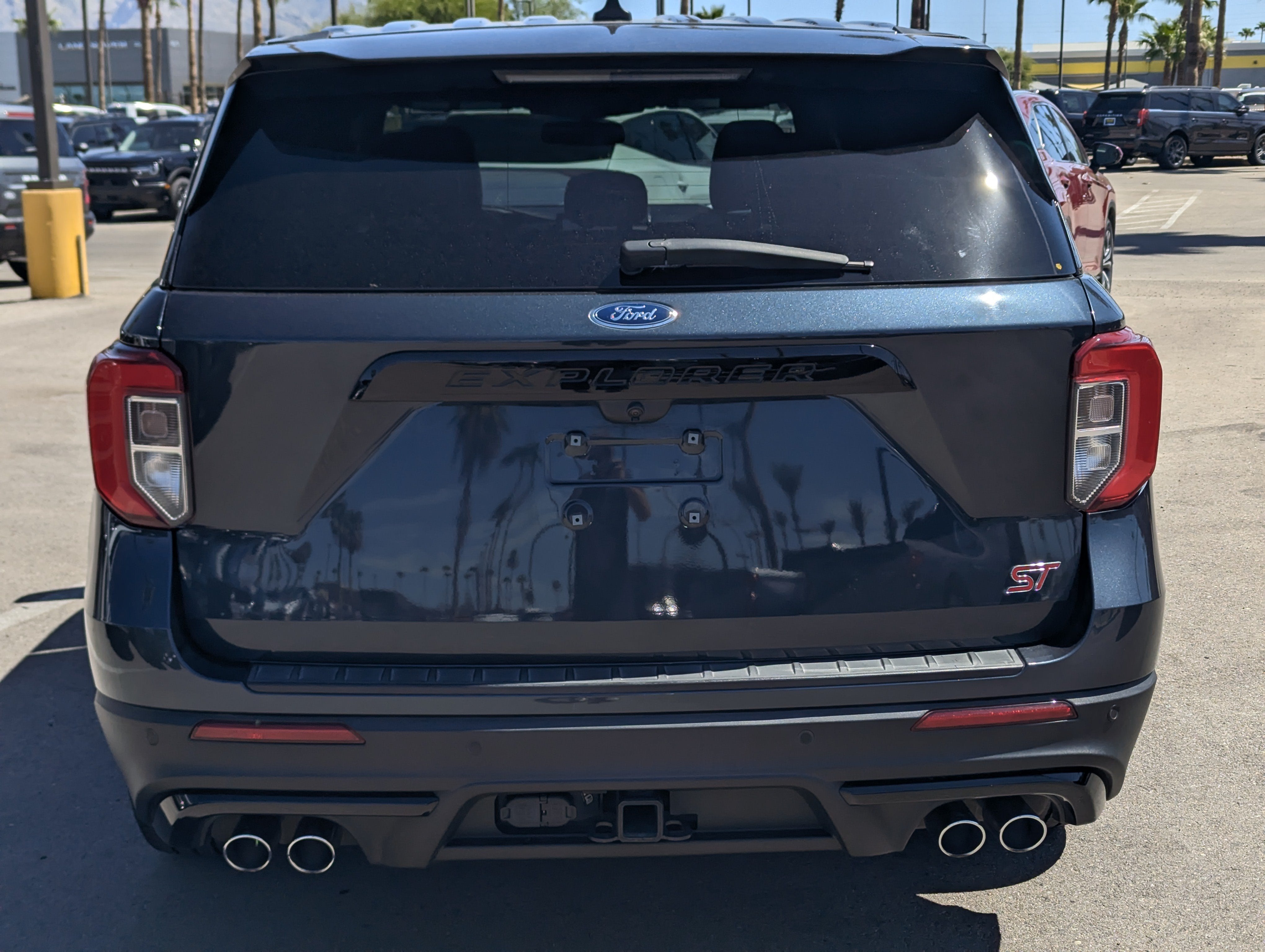 2022 Ford Explorer ST