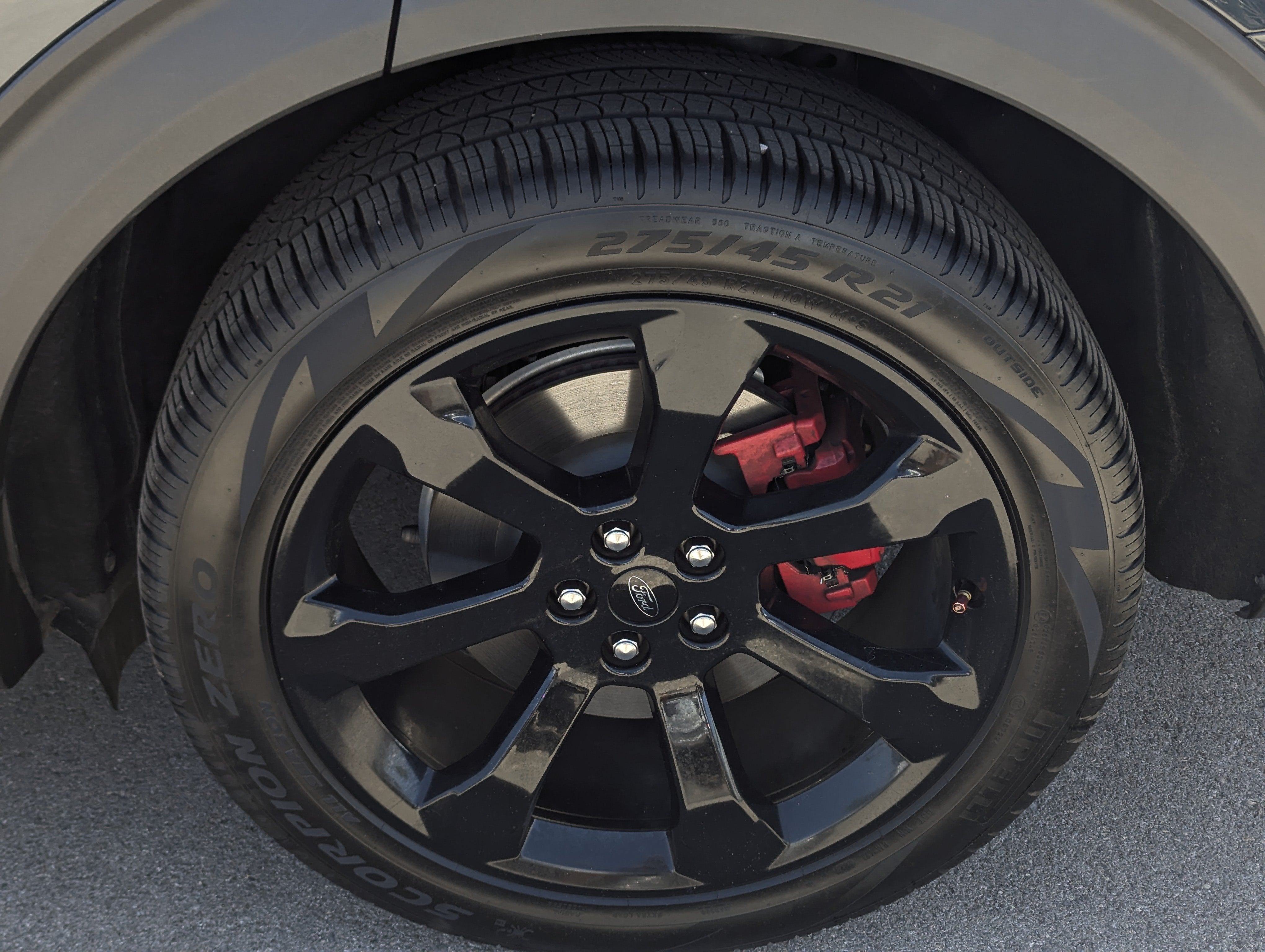2022 Ford Explorer ST