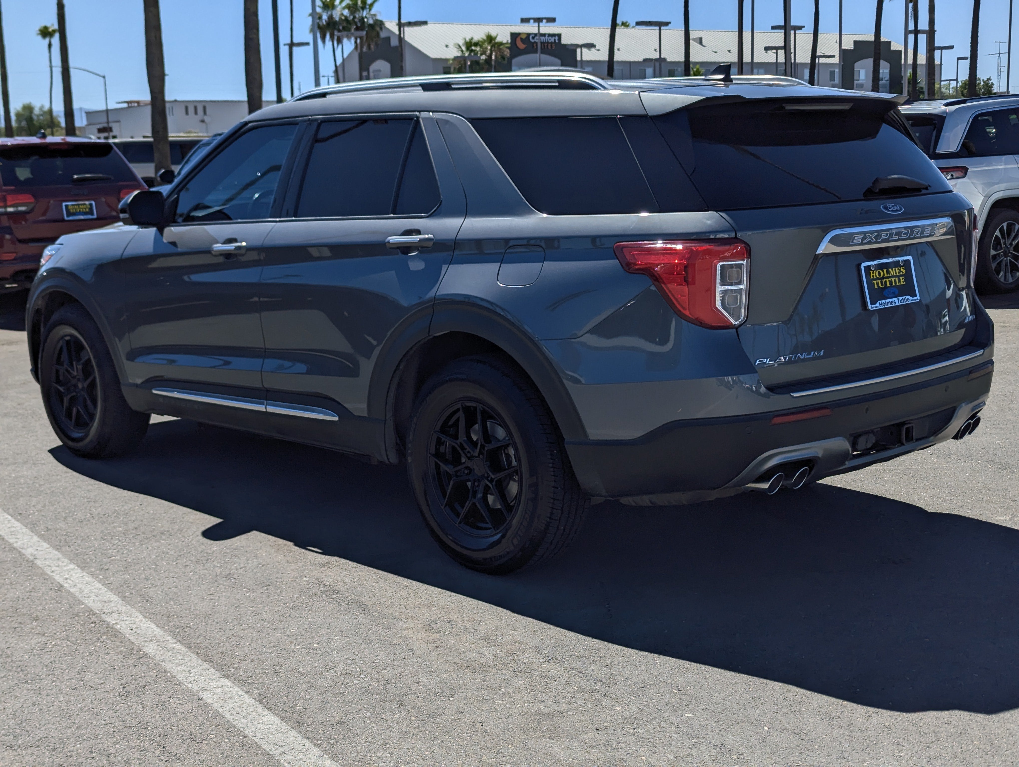 2023 Ford Explorer Platinum