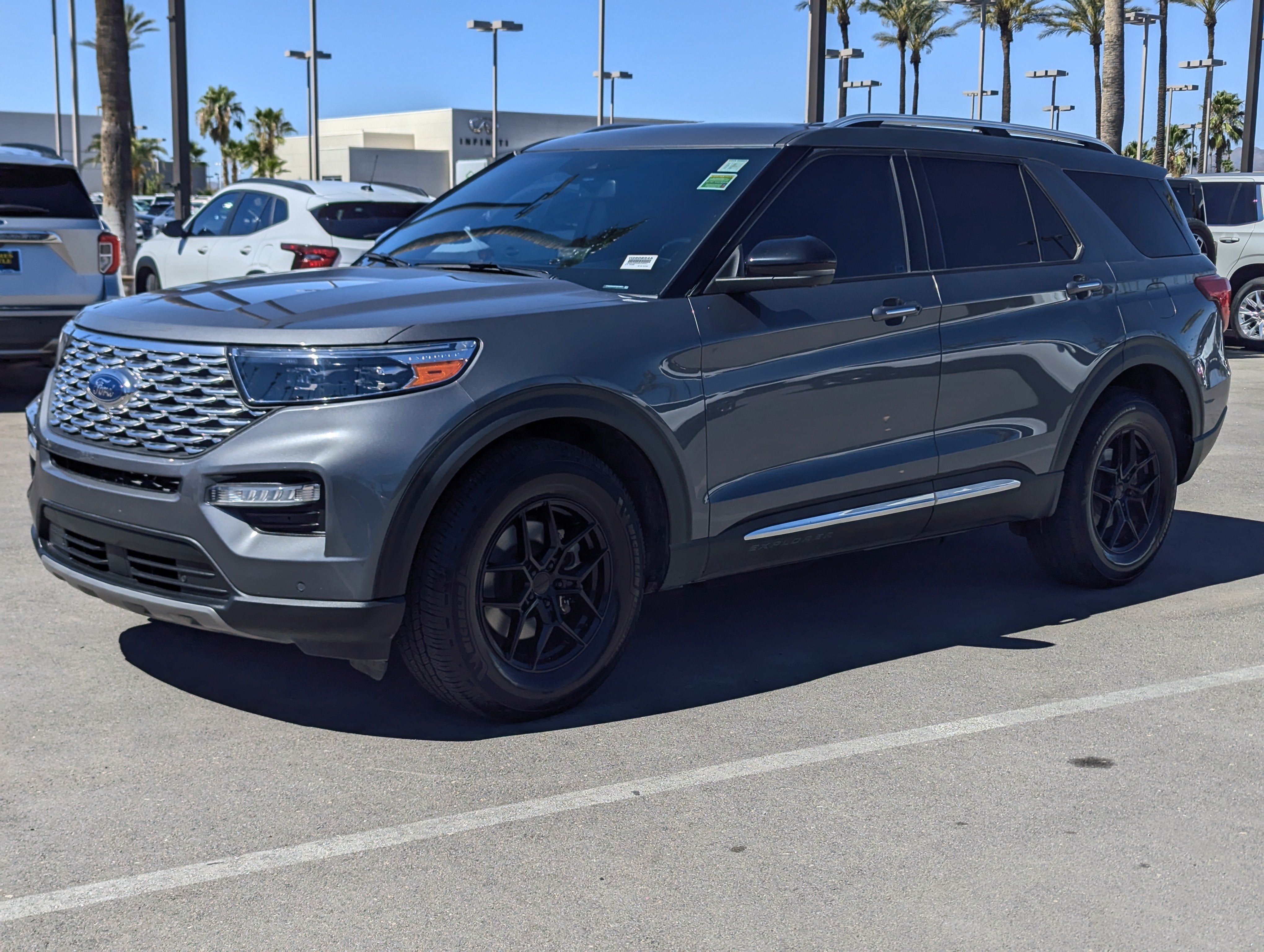2023 Ford Explorer Platinum