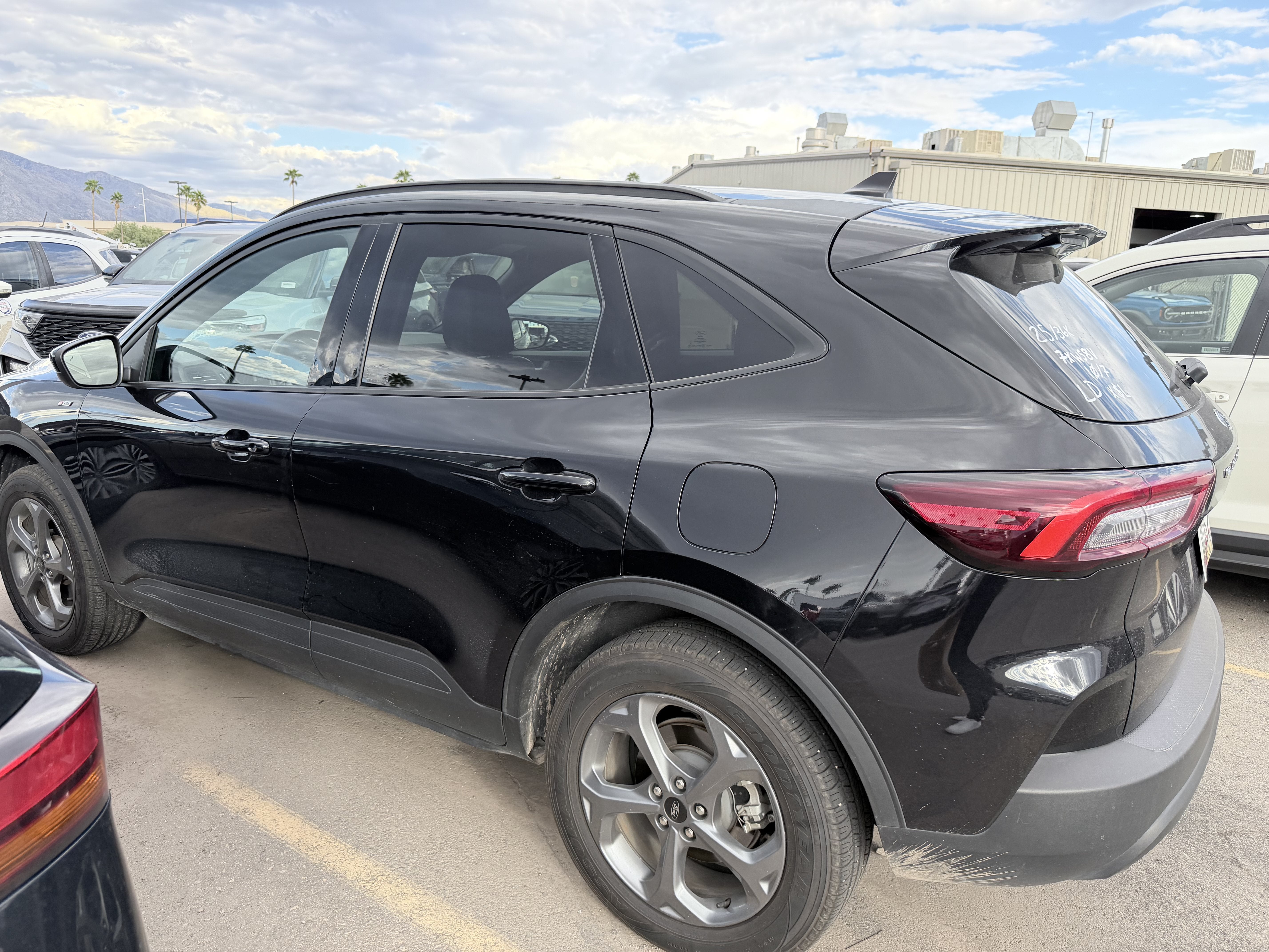2025 Ford Escape ST-Line Select