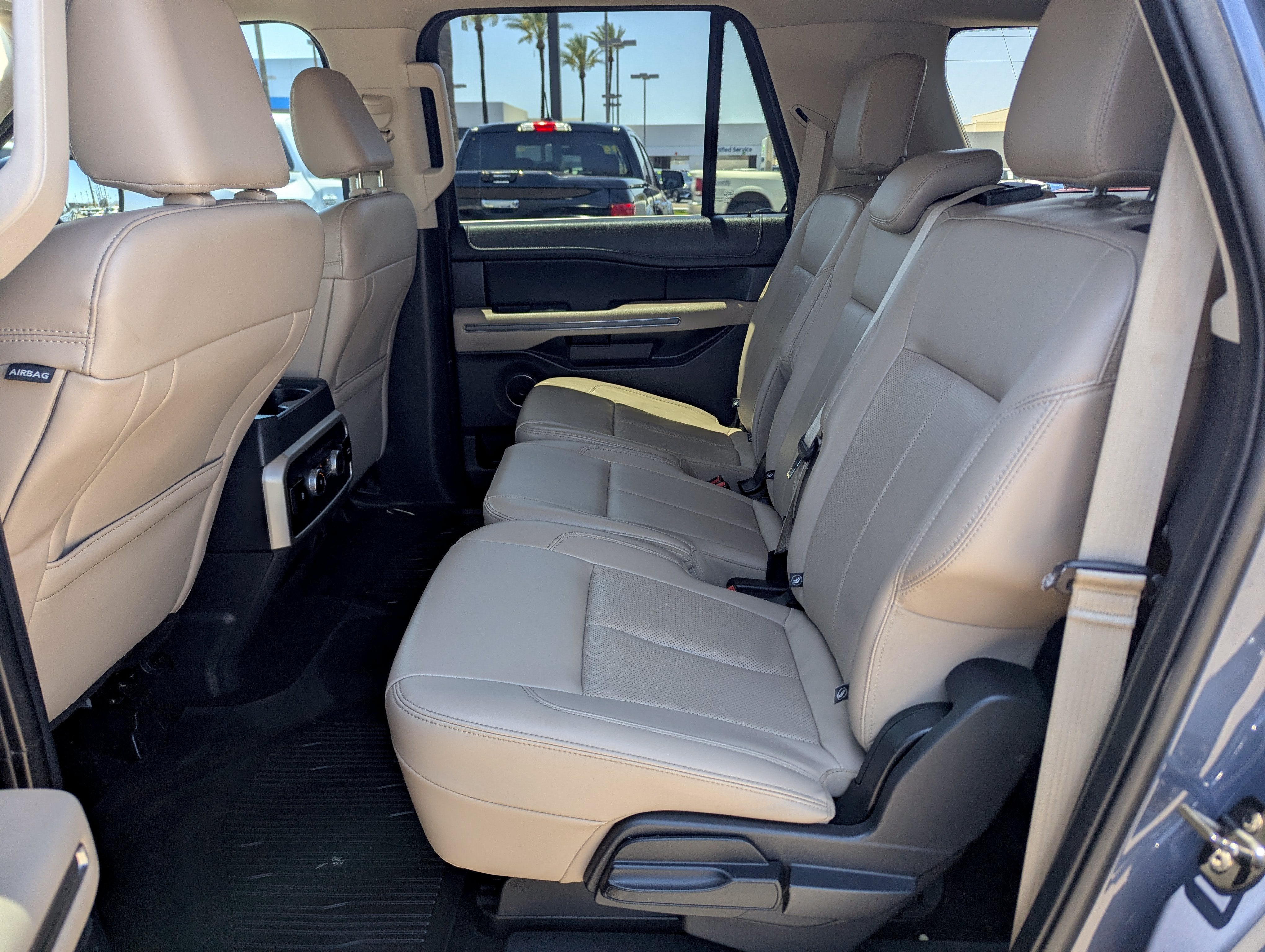 2022 Ford Expedition Max XLT