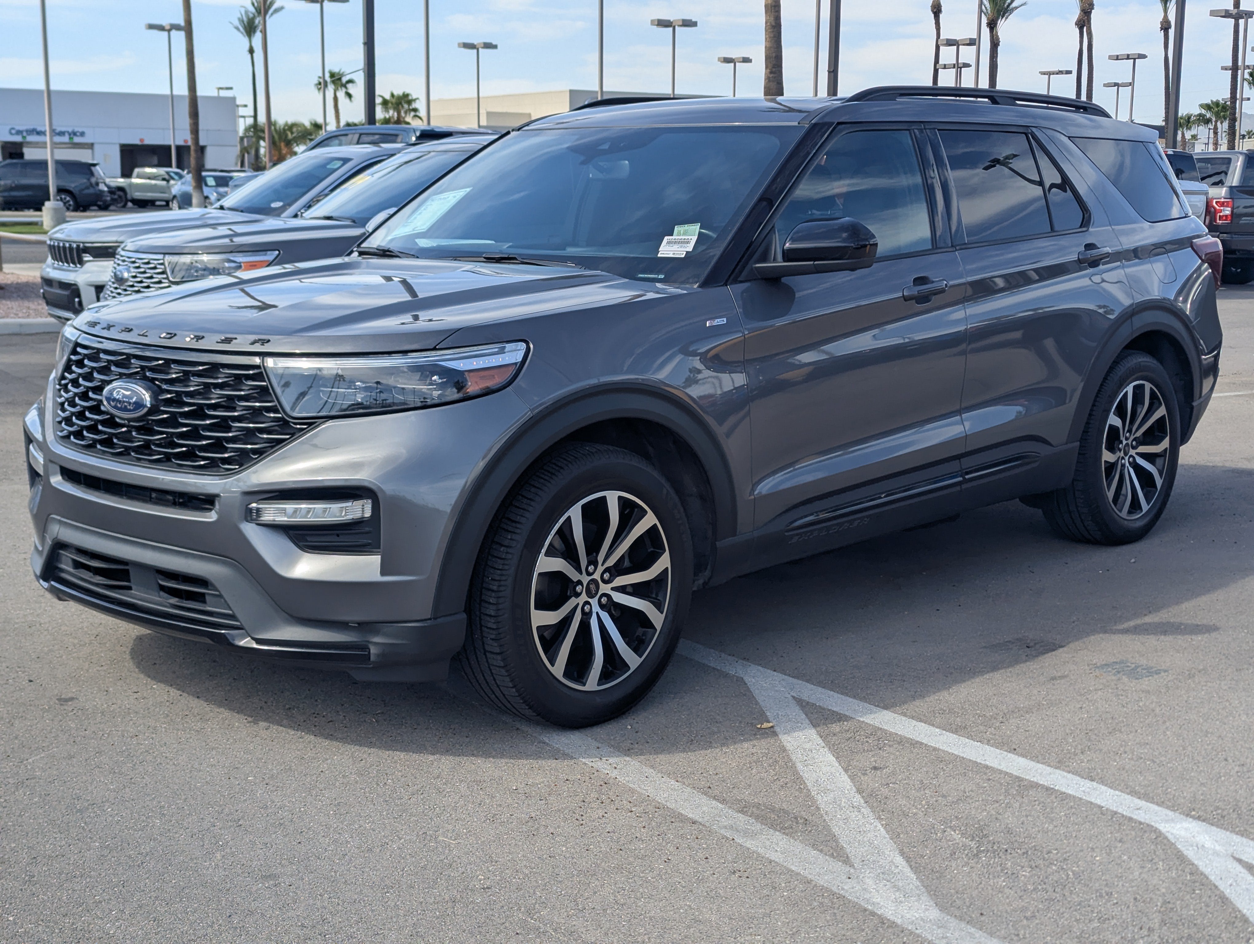 2022 Ford Explorer ST-Line