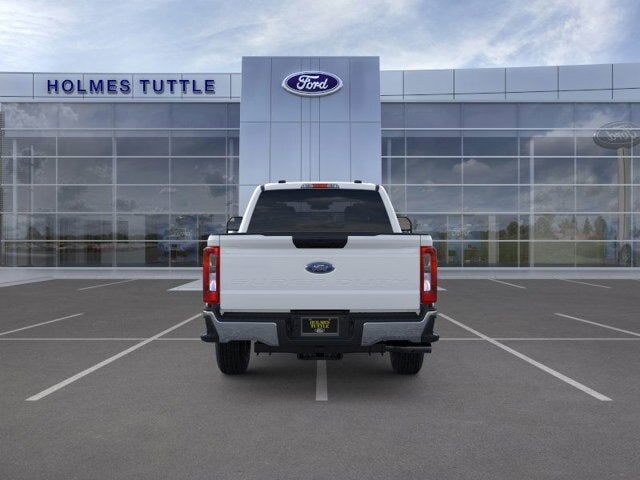 2026 Ford Super Duty F-250 SRW Base