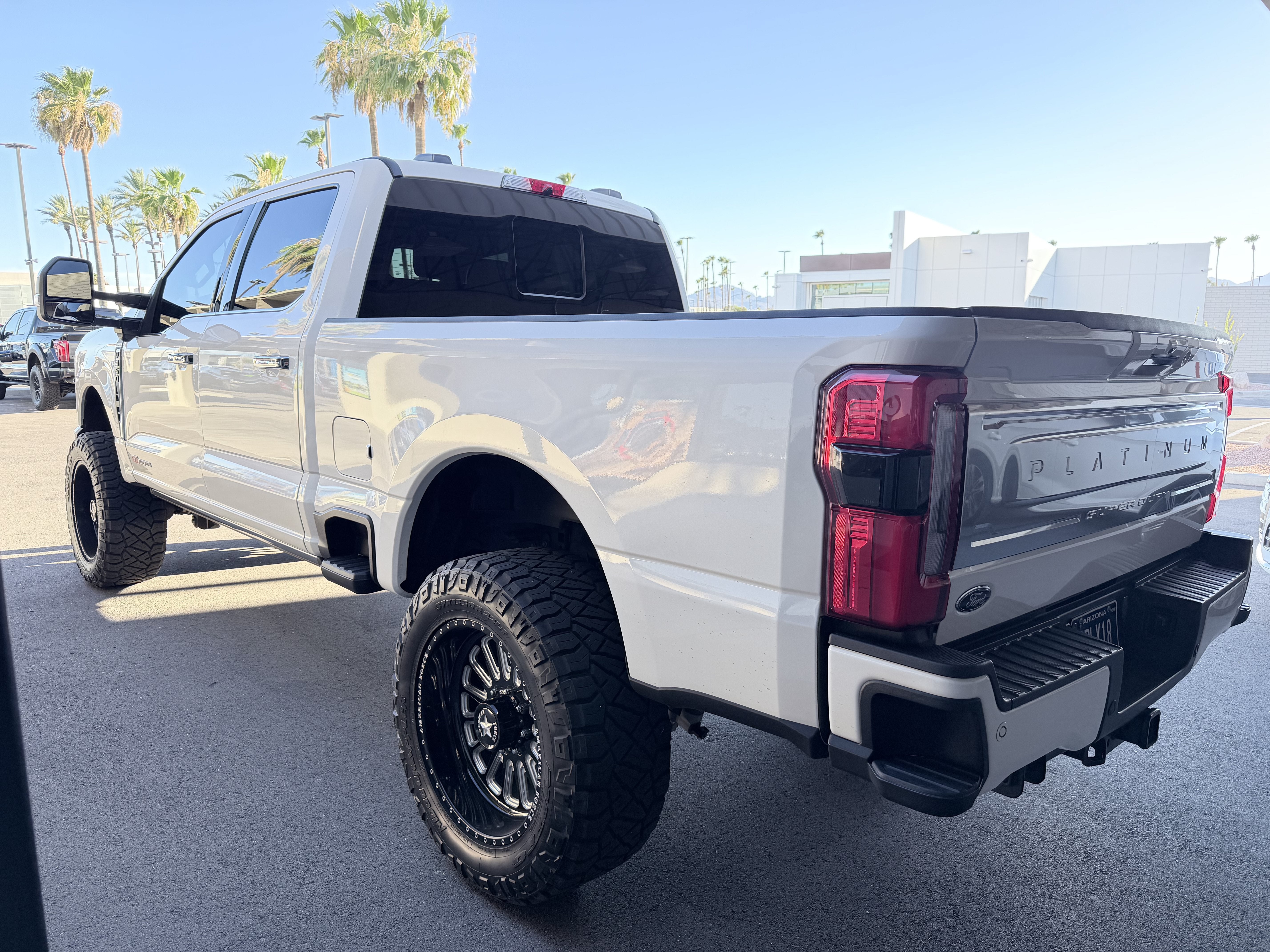 2024 Ford Super Duty F-350 SRW Platinum