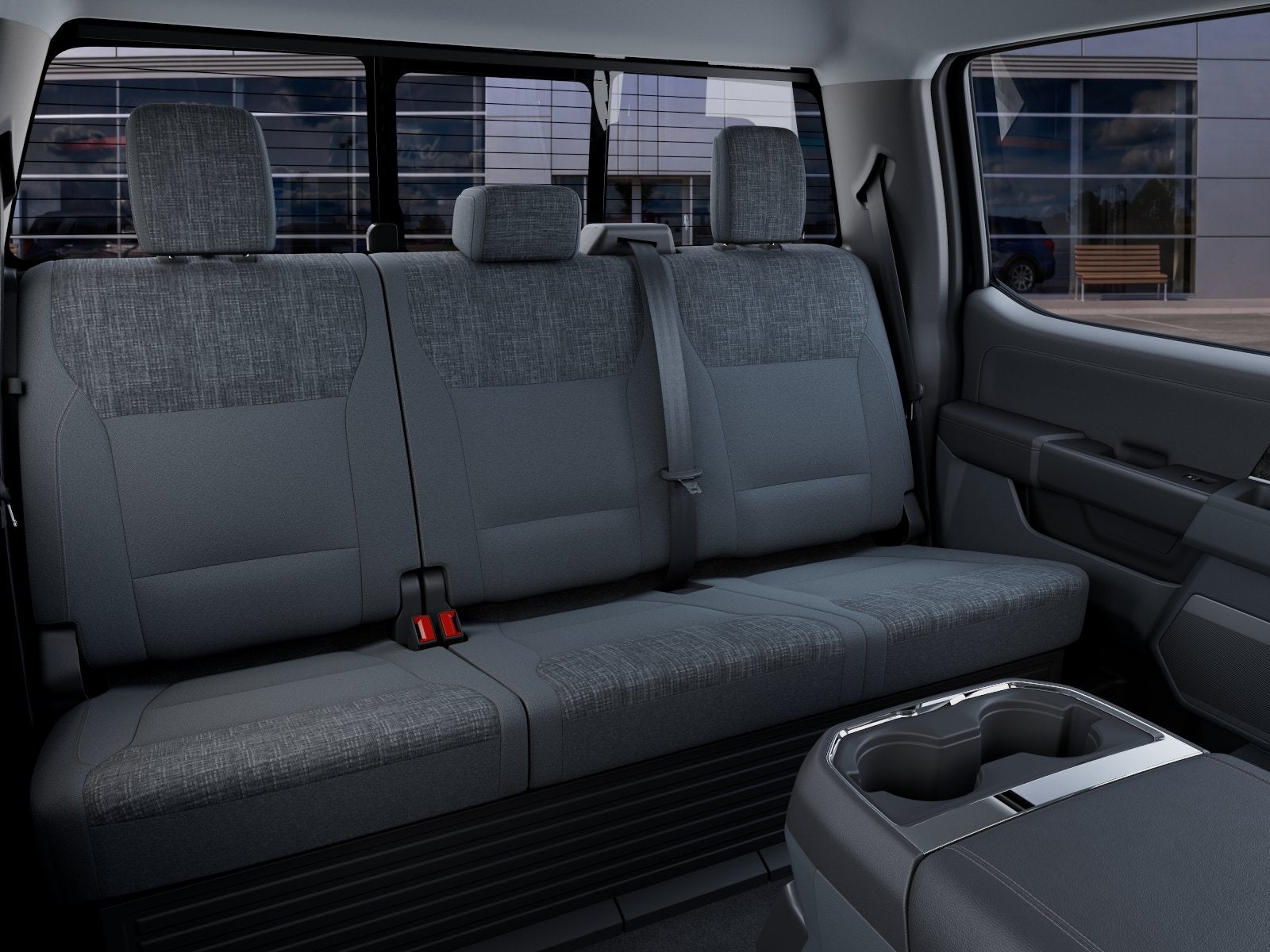 2027 Ford Super Duty F-350 SRW XLT