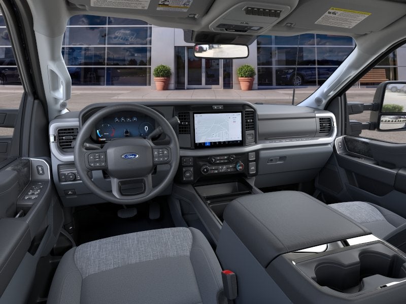 2026 Ford Super Duty F-350 SRW XLT