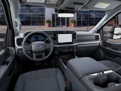 2027 Ford Super Duty F-350 DRW XLT