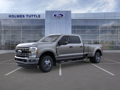 2026 Ford Super Duty F-350 DRW Base