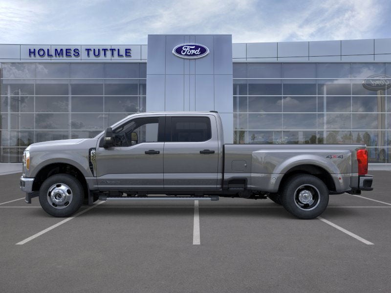 2026 Ford Super Duty F-350 DRW Base