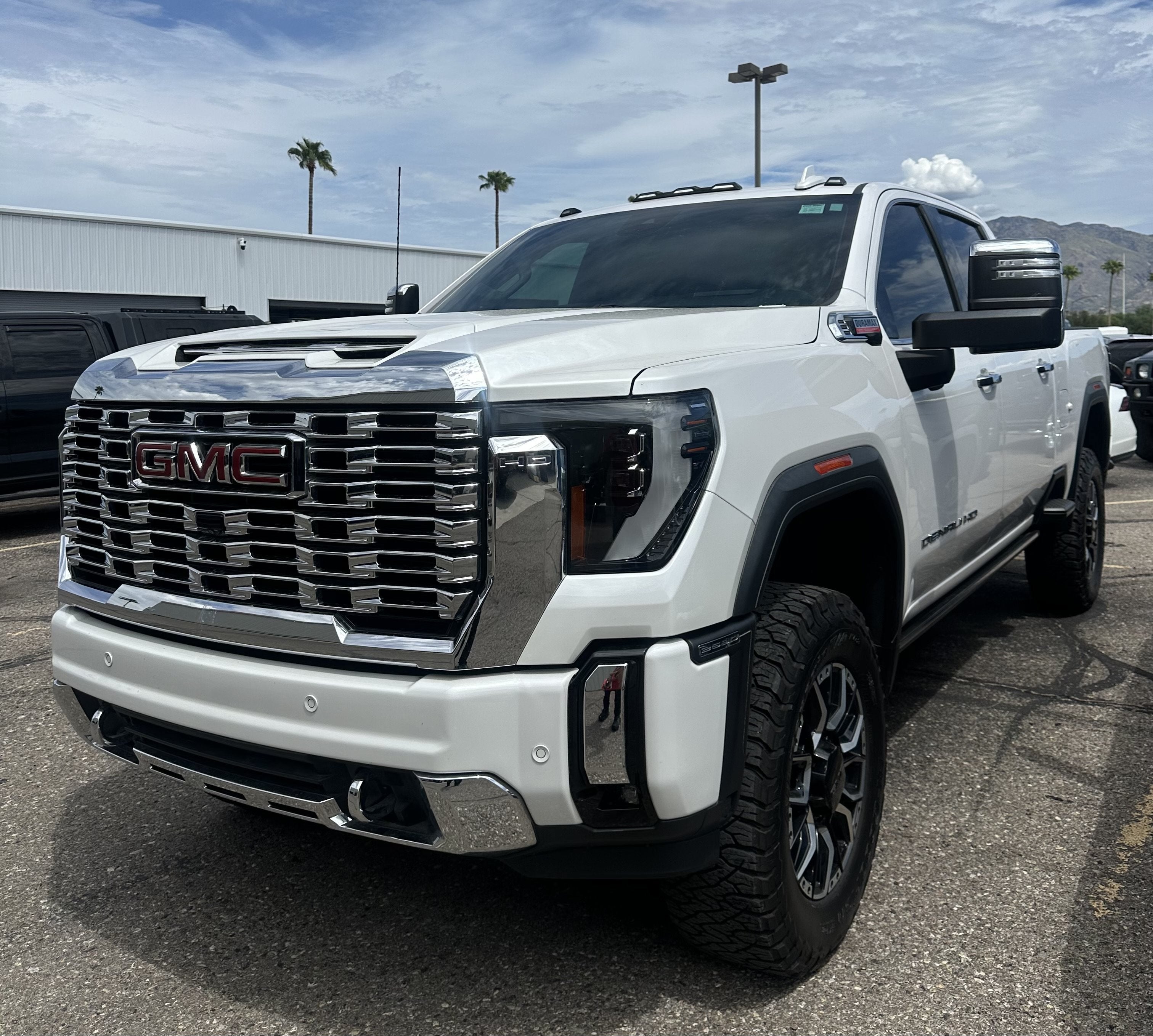 2024 GMC Sierra 2500HD Denali