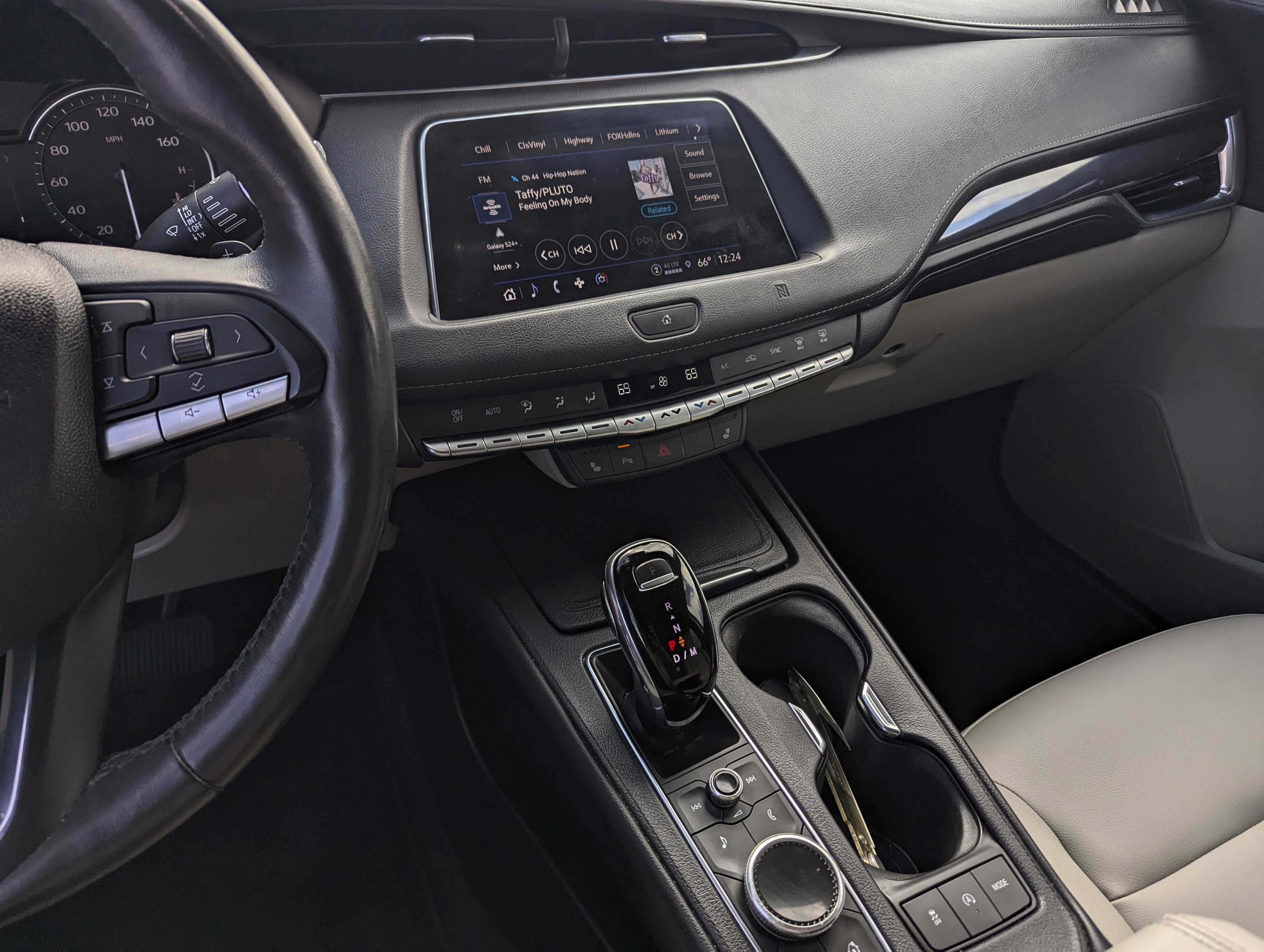 2021 Cadillac XT4 FWD Luxury