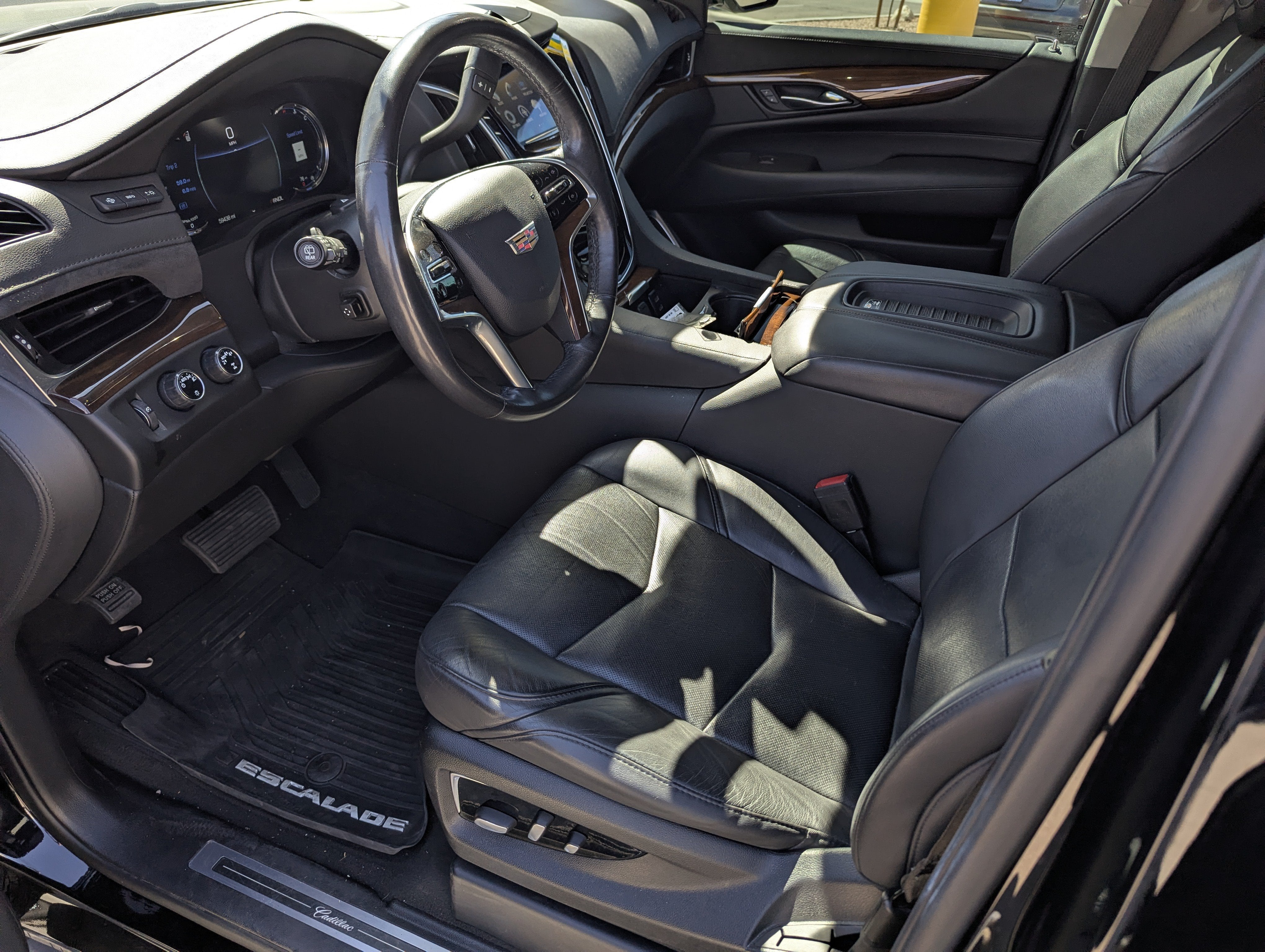 2020 Cadillac Escalade Luxury
