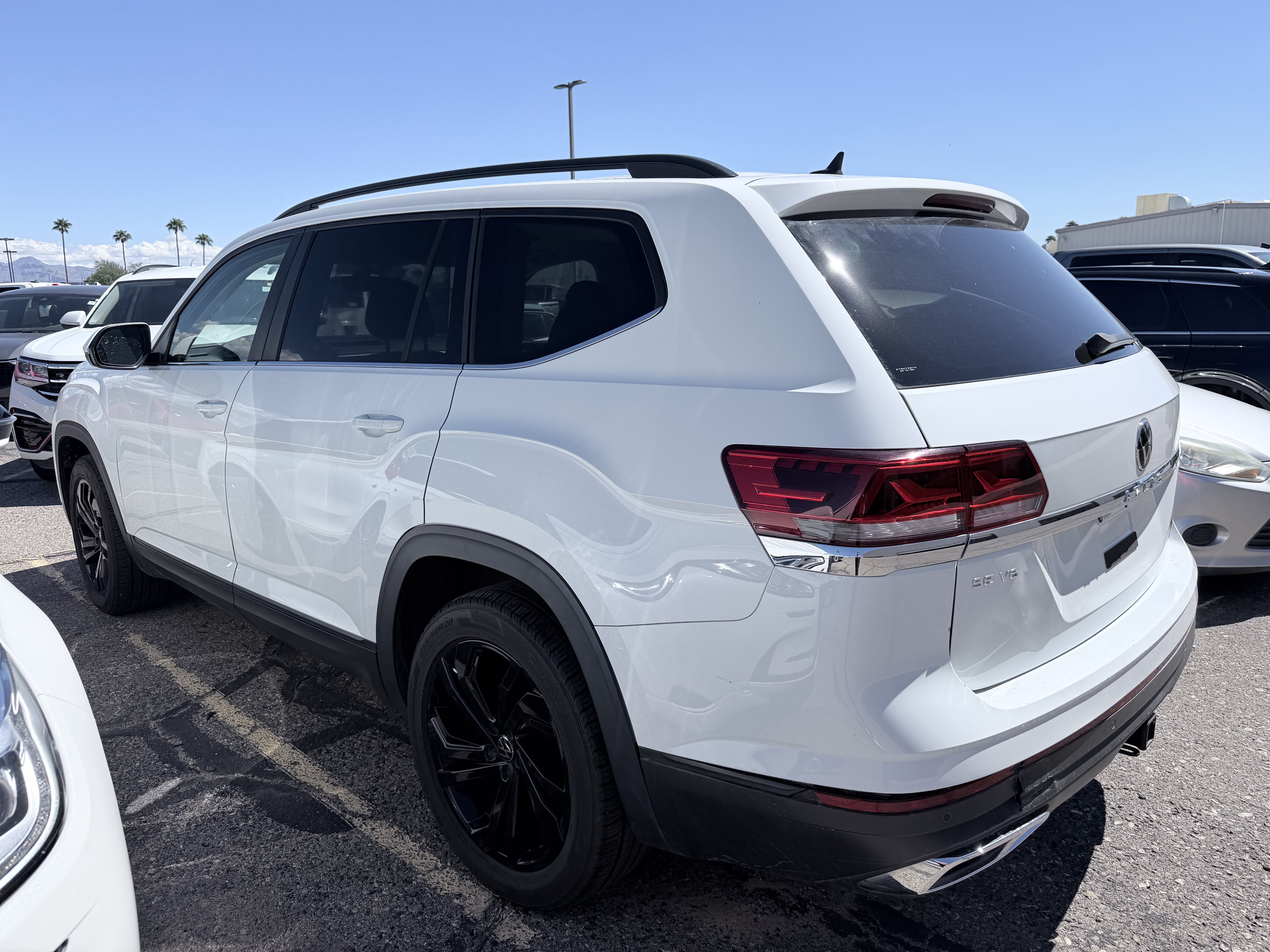 2022 Volkswagen Atlas 3.6L V6 SE w/Technology