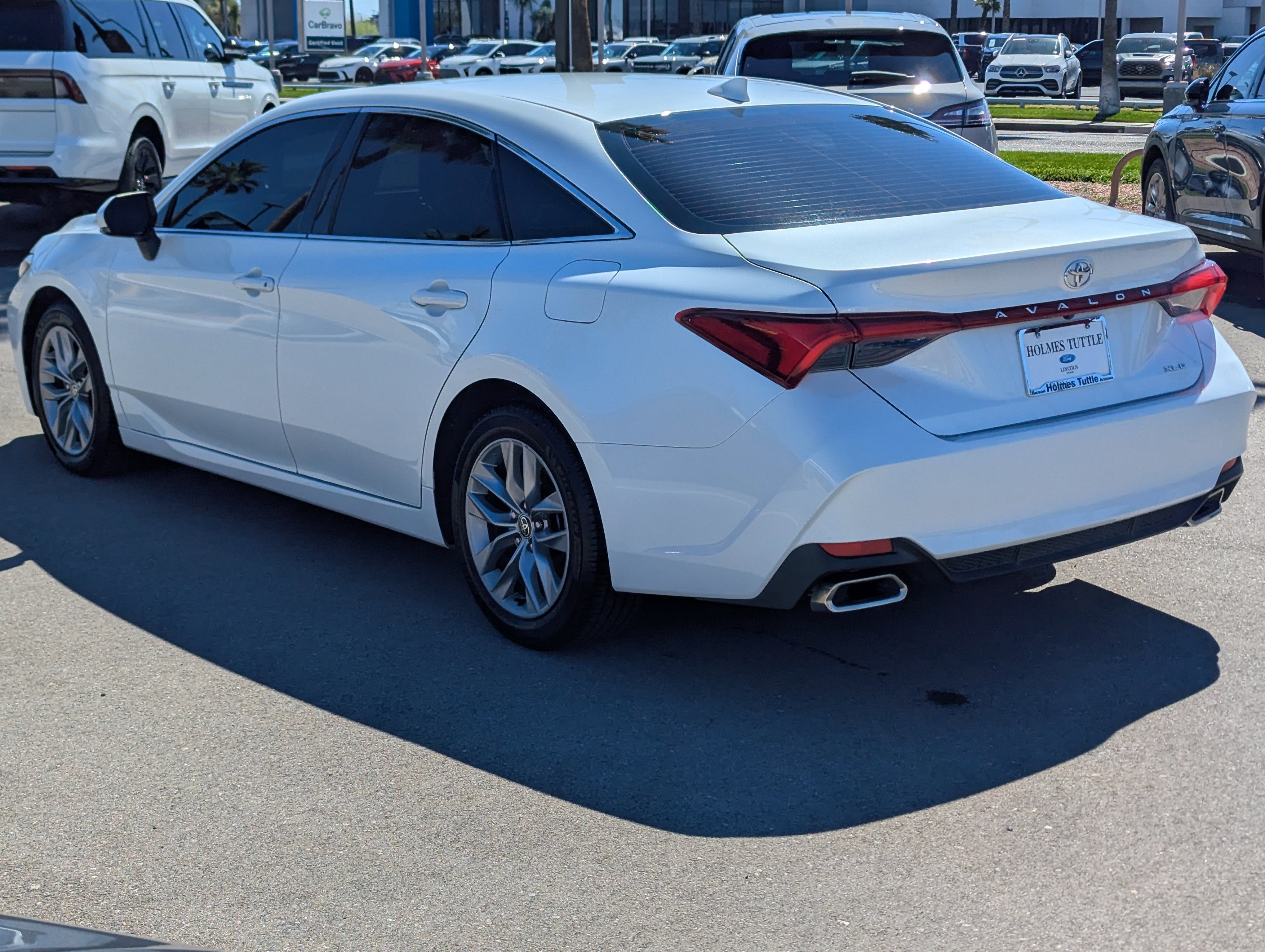 2022 Toyota Avalon XLE