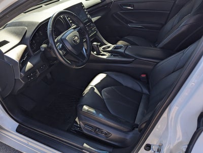 2022 Toyota Avalon XLE