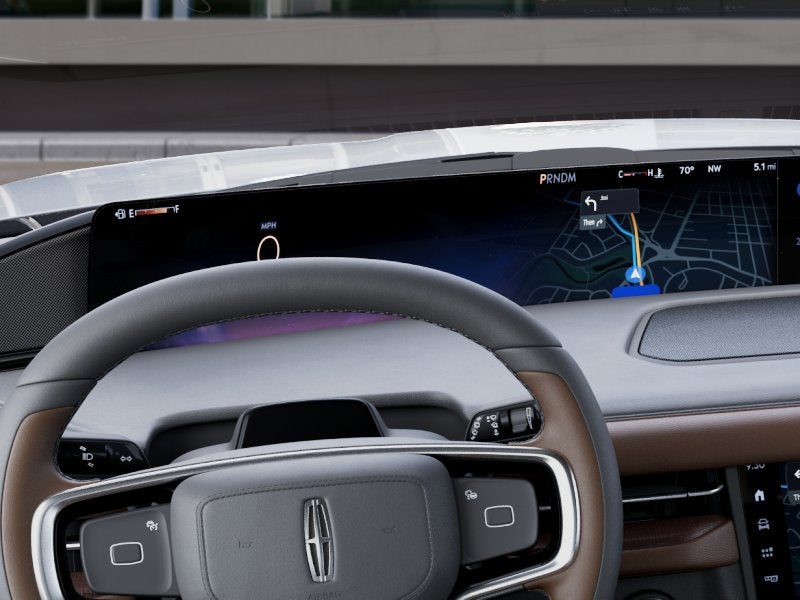 2027 Lincoln Navigator L Reserve