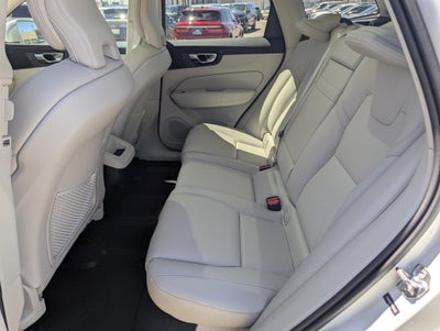 2021 Volvo XC60 Momentum