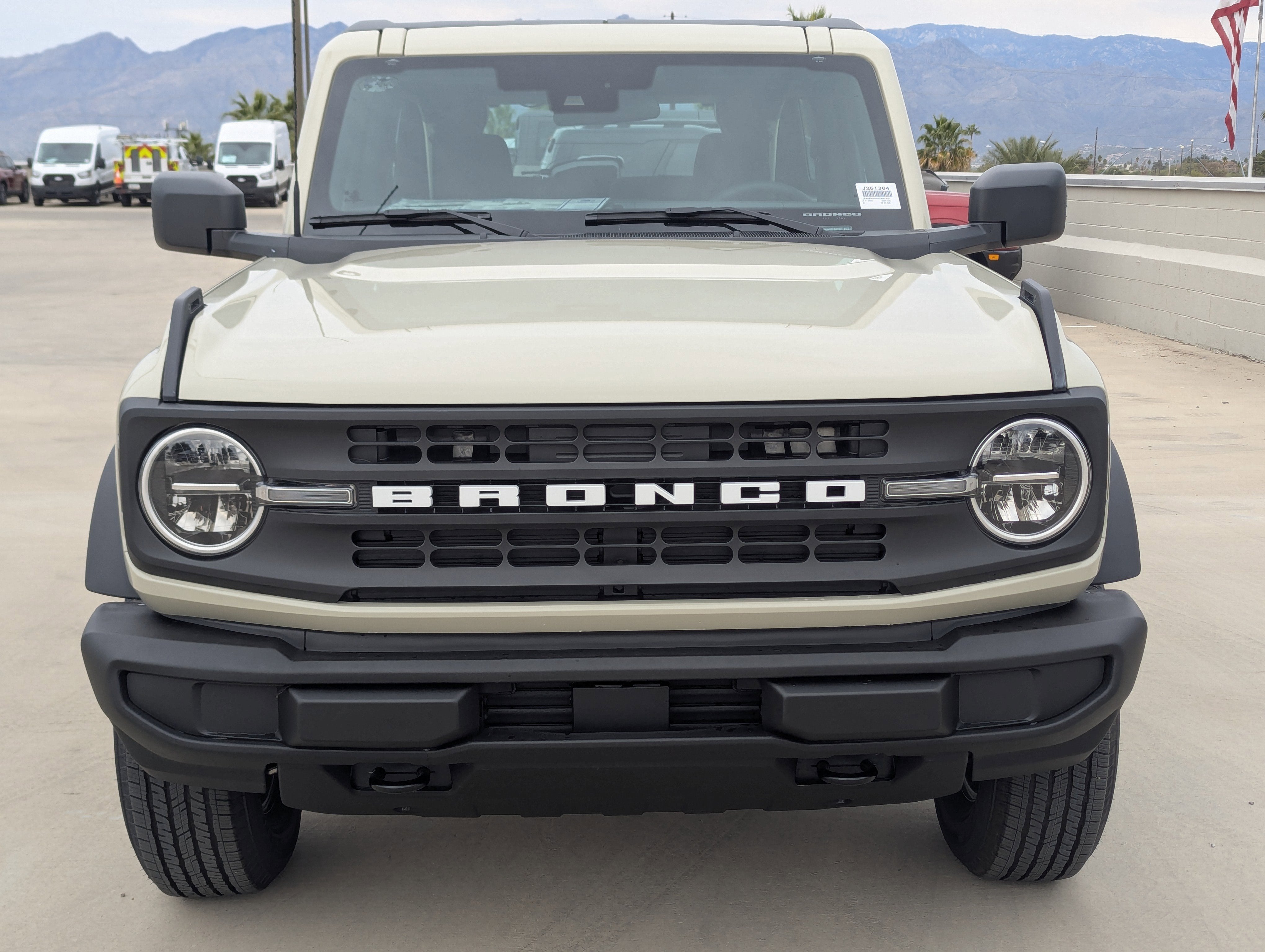 2025 Ford Bronco Base