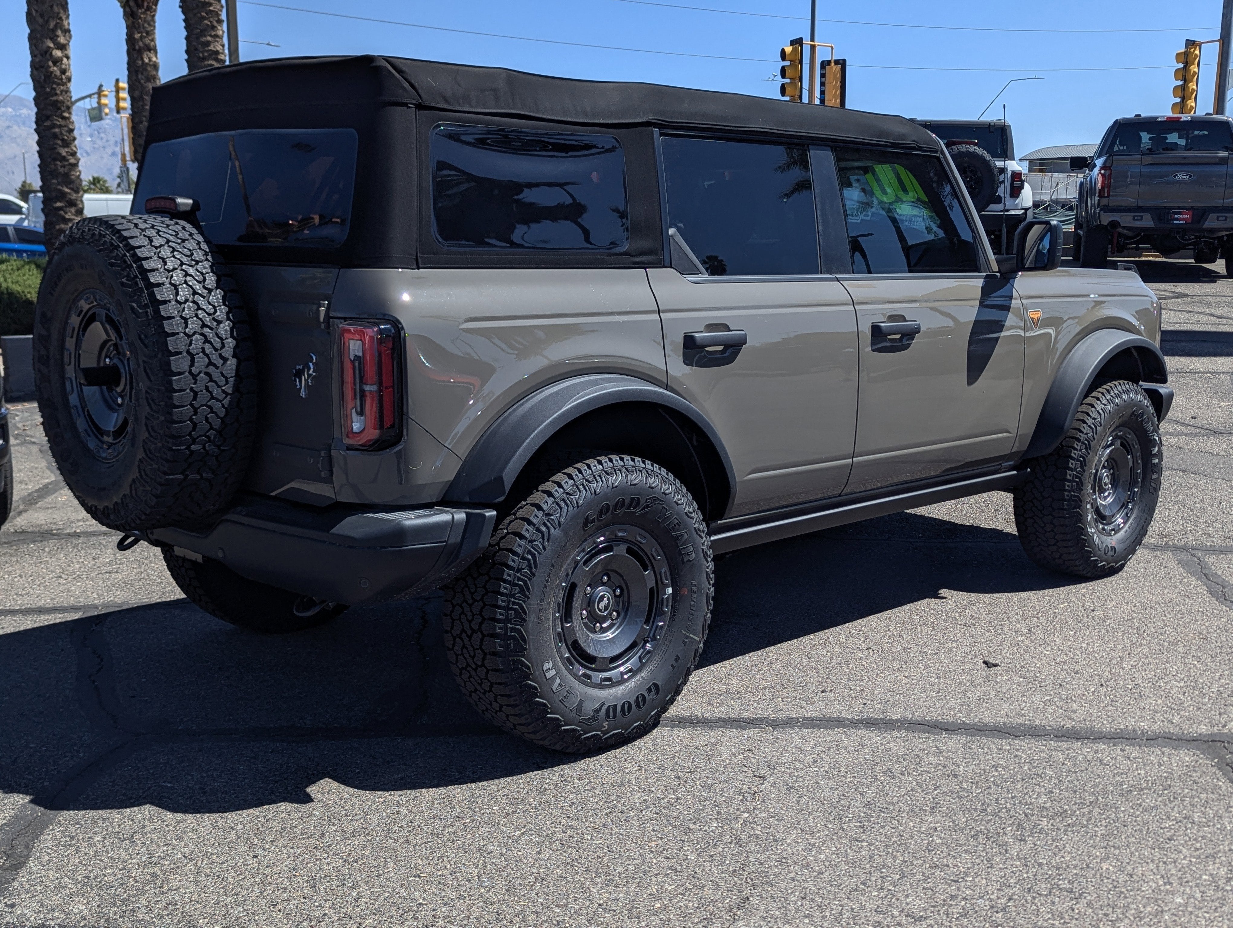 2025 Ford Bronco Badlands®