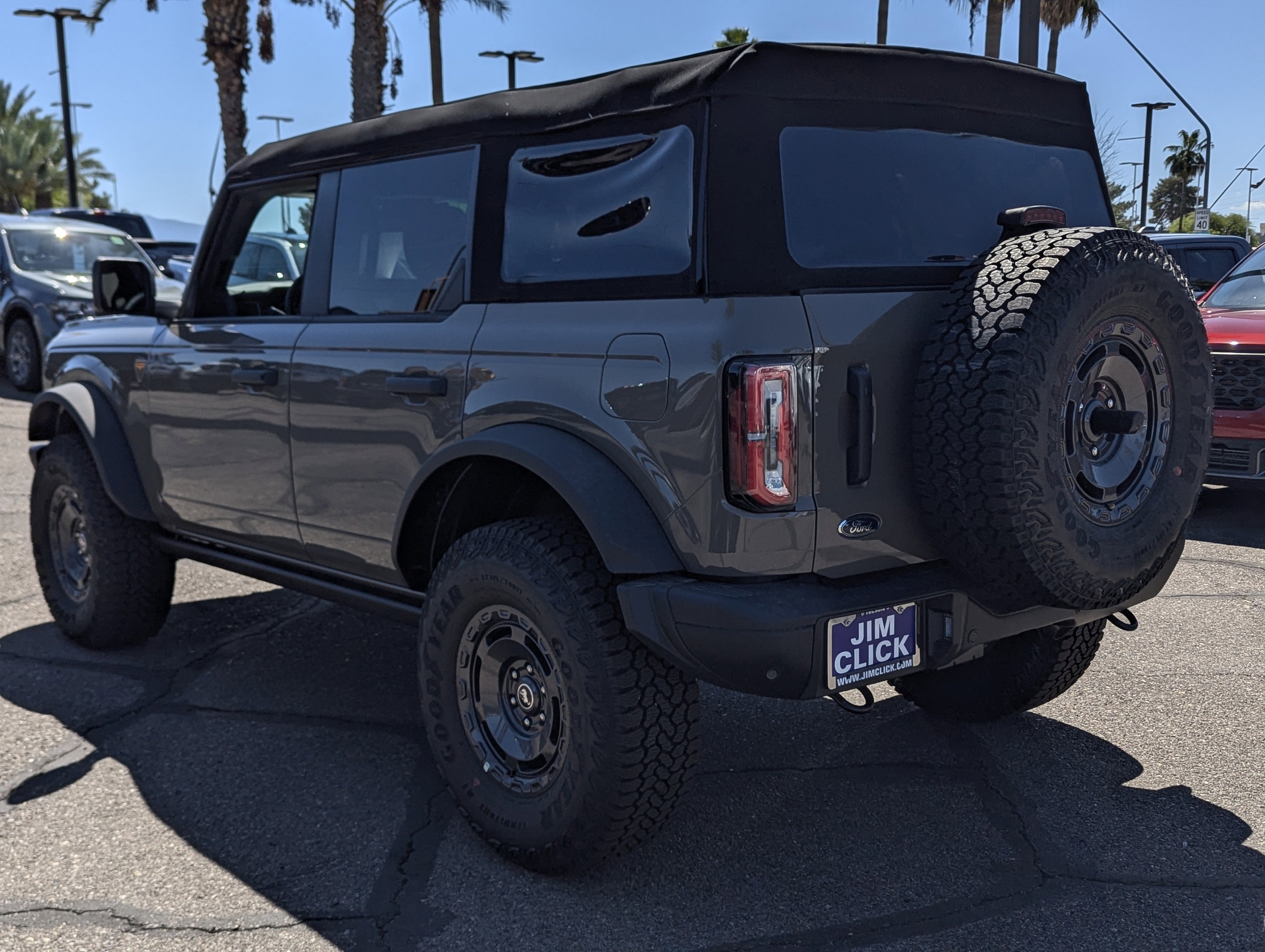 2025 Ford Bronco Badlands®