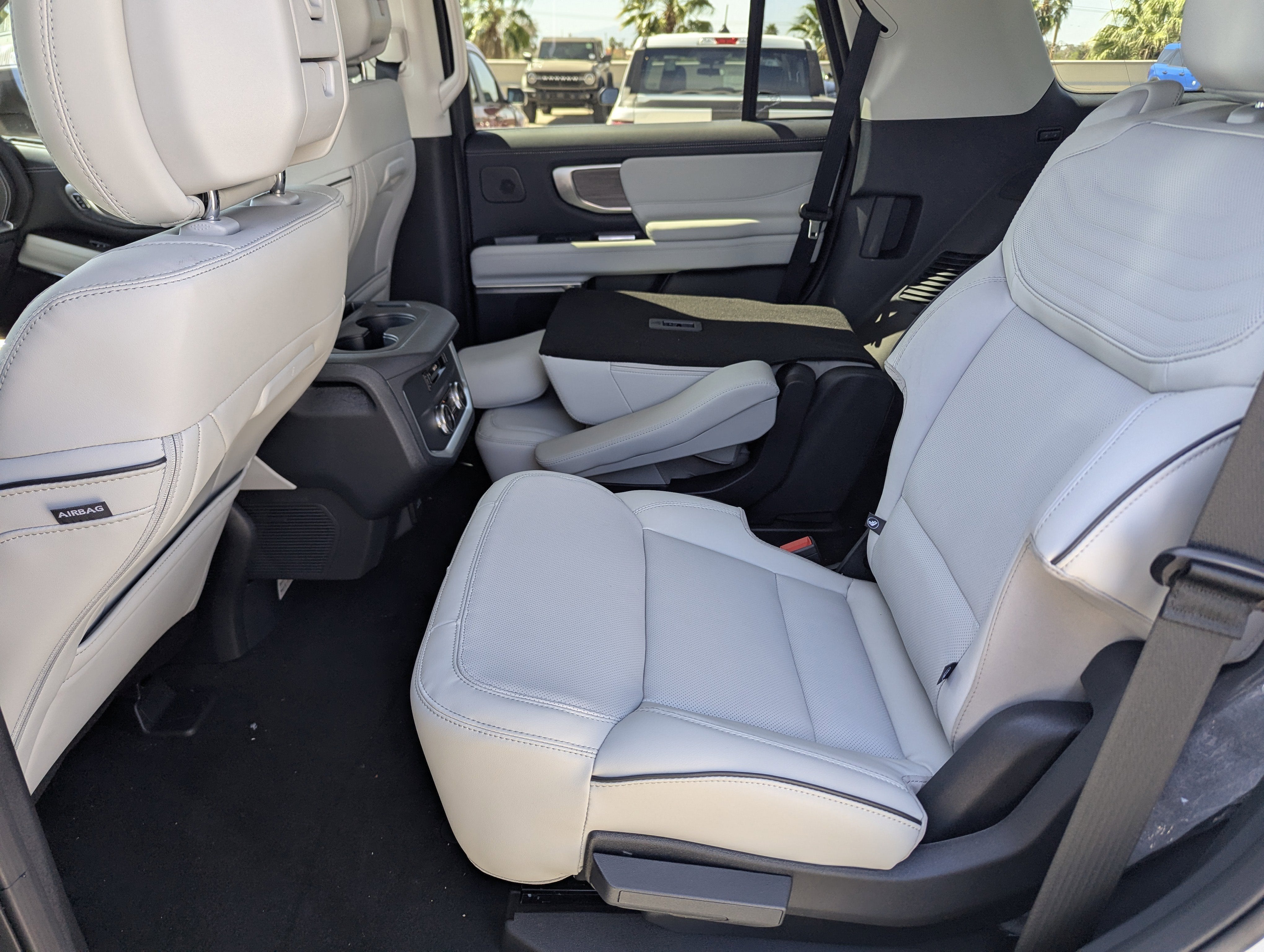 2026 Ford Expedition Platinum®
