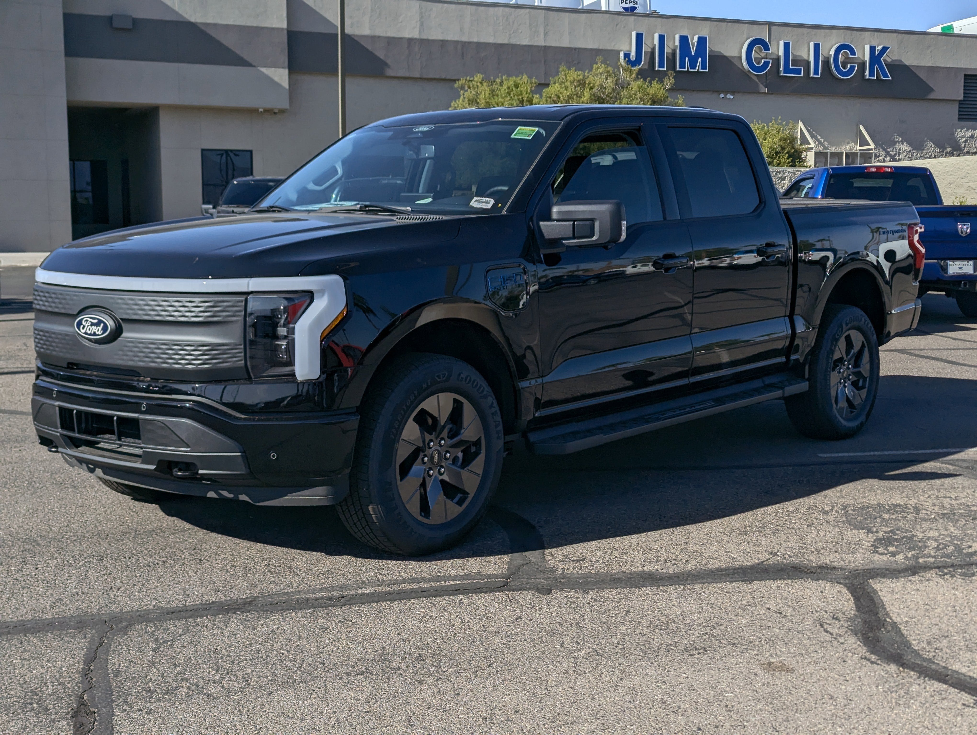 2025 Ford F-150 Lightning Flash™