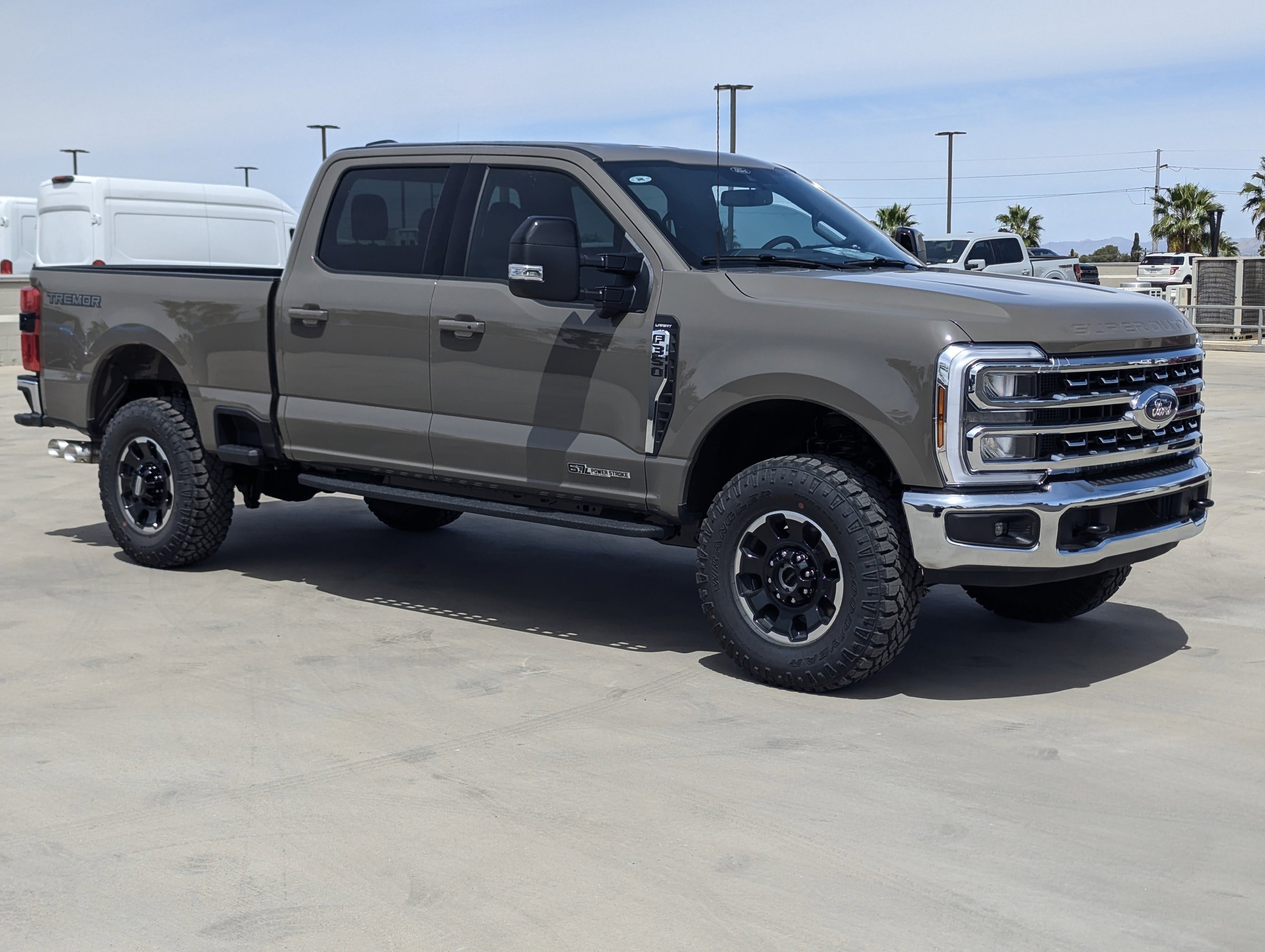 2026 Ford Super Duty F-350® Lariat®