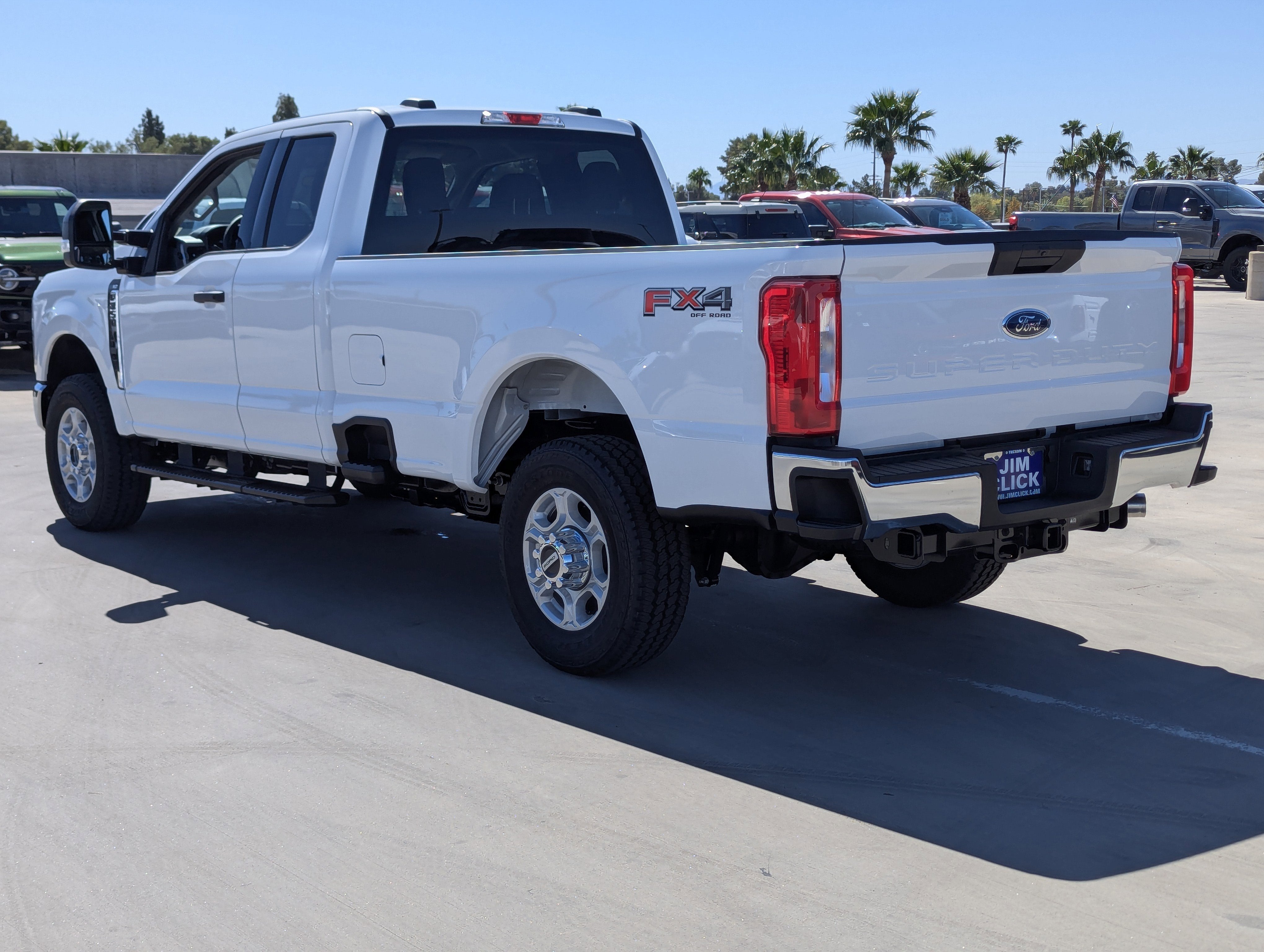 2025 Ford Super Duty F-350® XLT