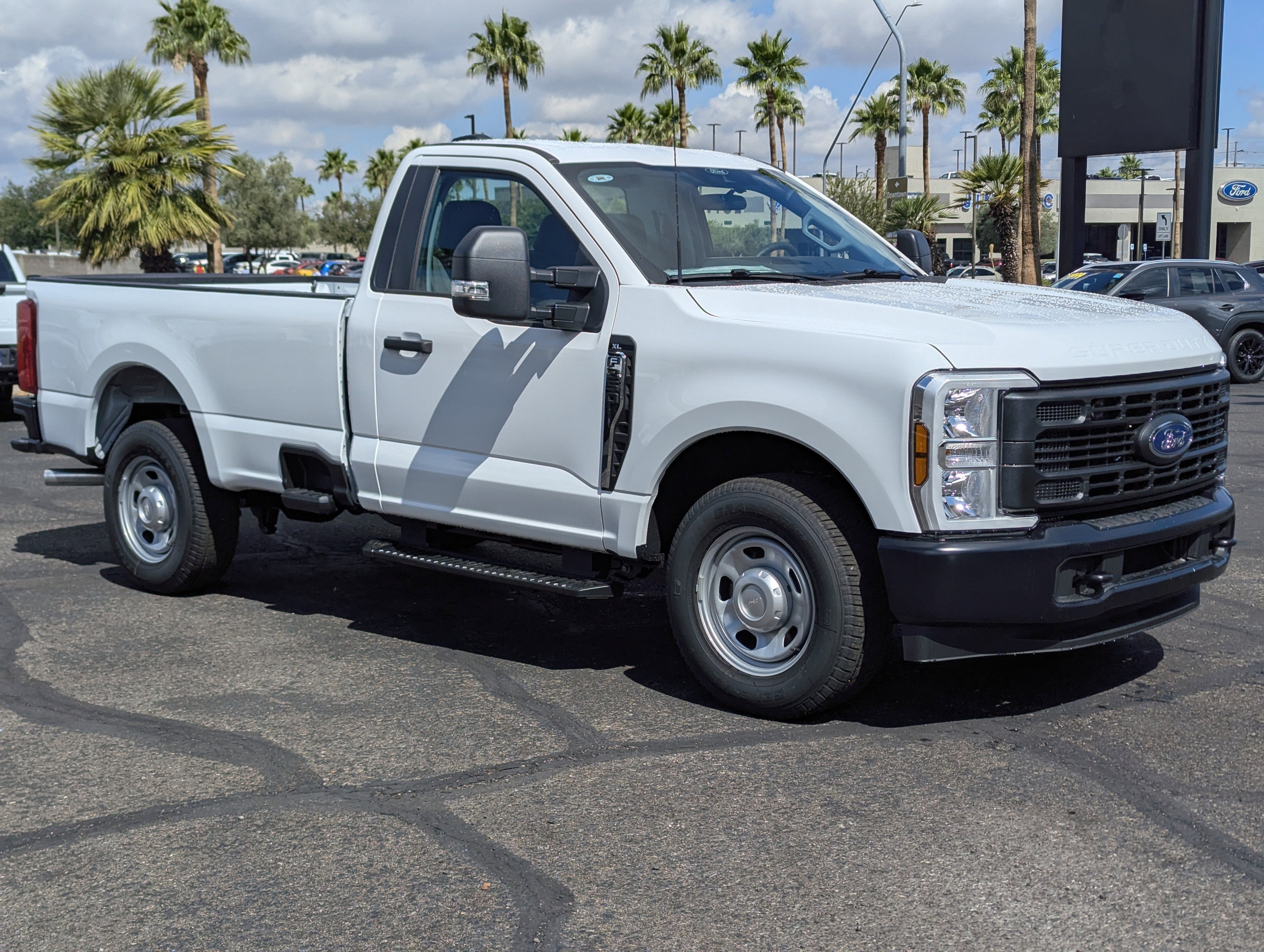 2025 Ford Super Duty F-350® XL