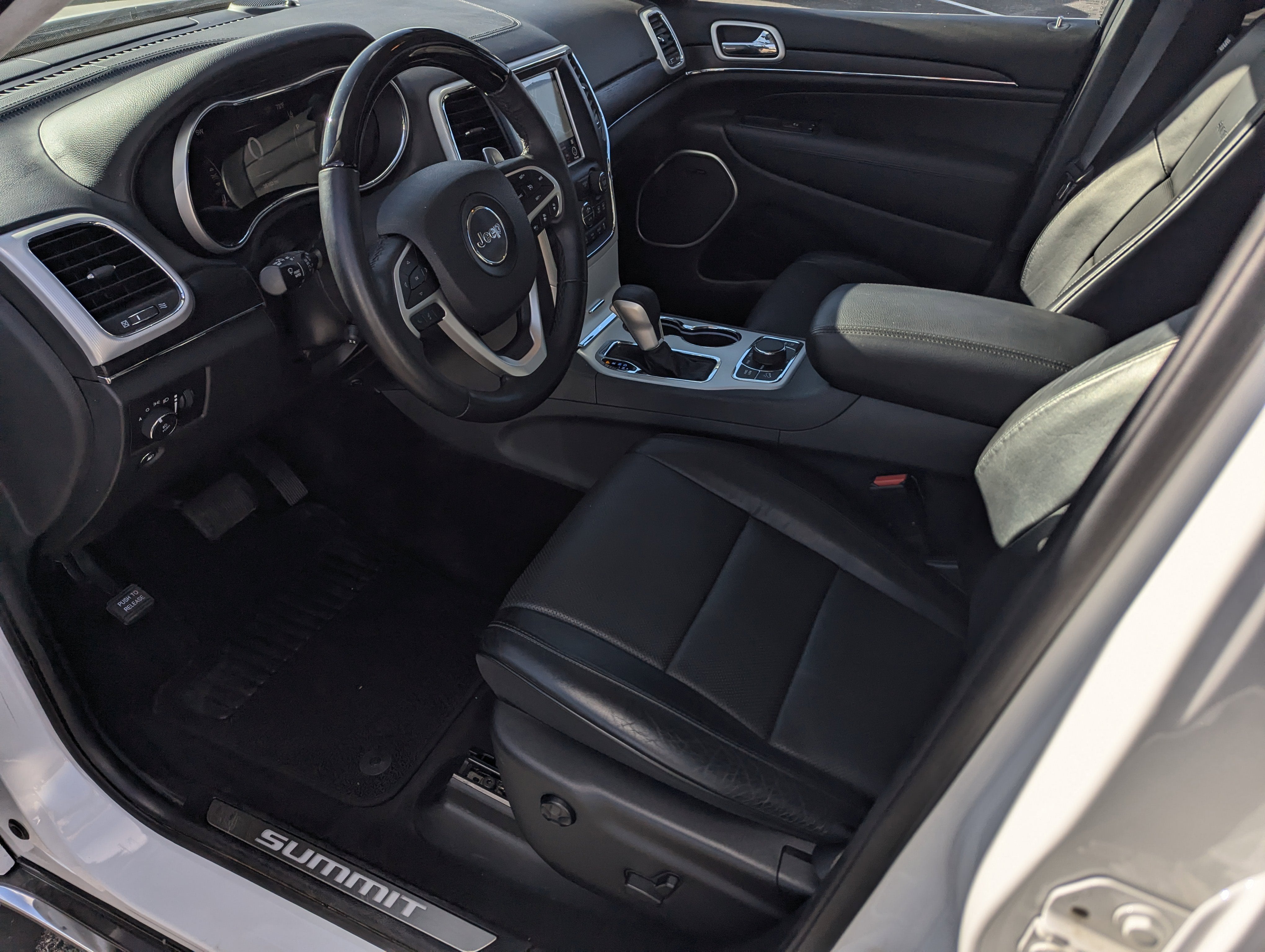 2018 Jeep Grand Cherokee Summit