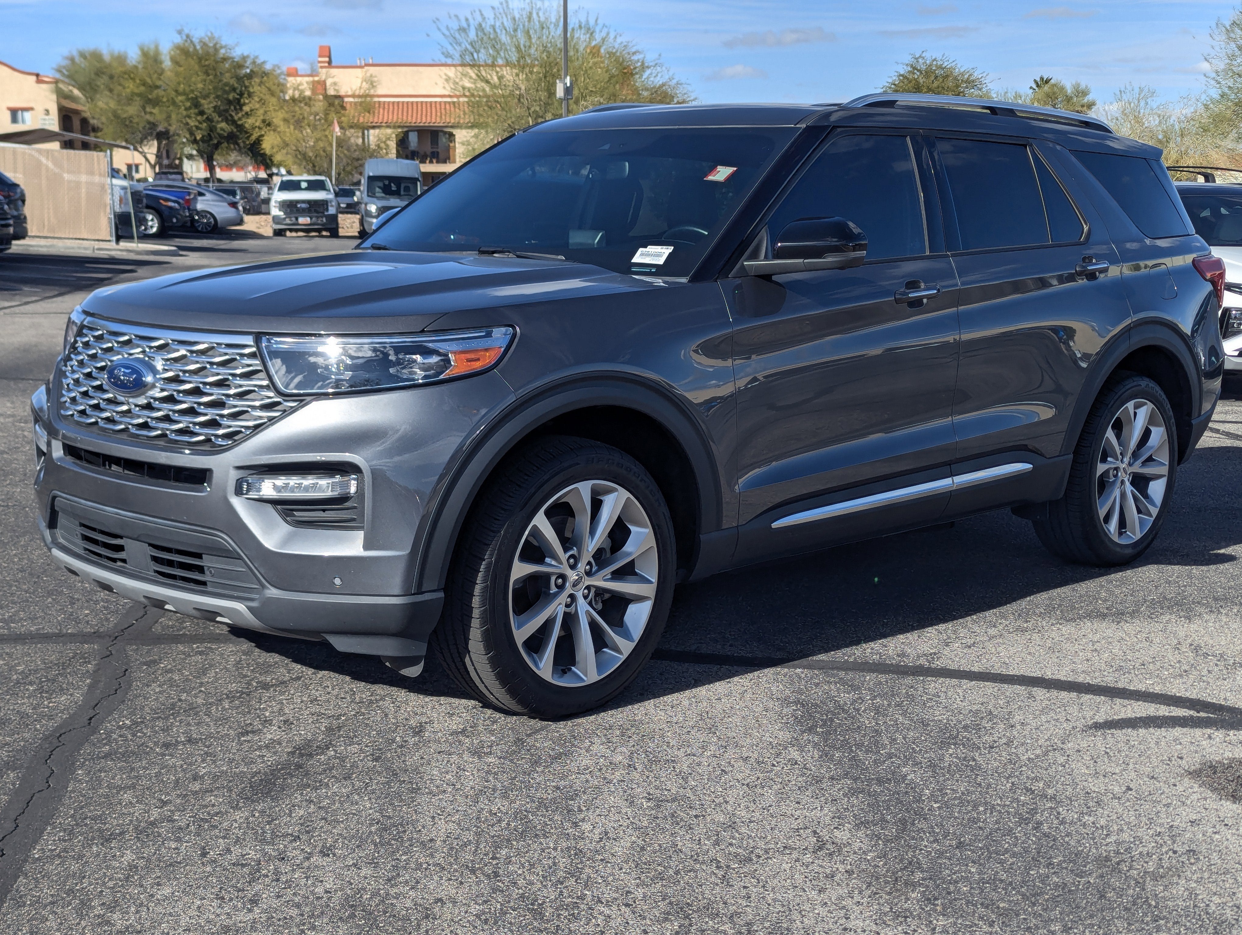 2023 Ford Explorer Platinum