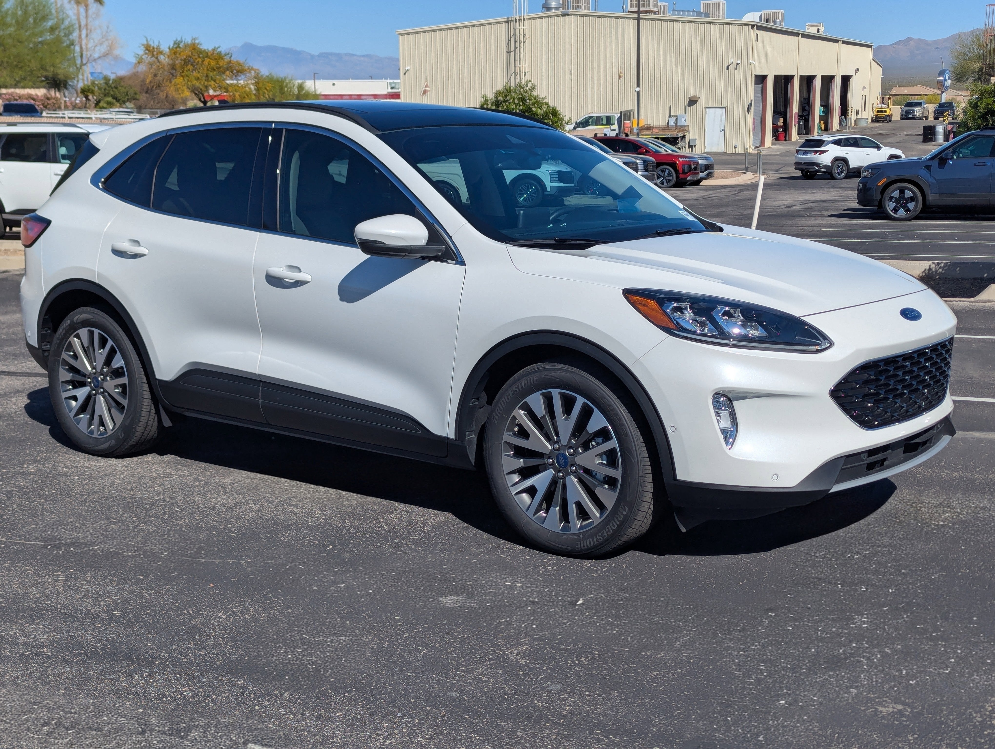 2020 Ford Escape Titanium Hybrid