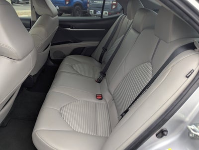 2019 Toyota Camry Hybrid SE