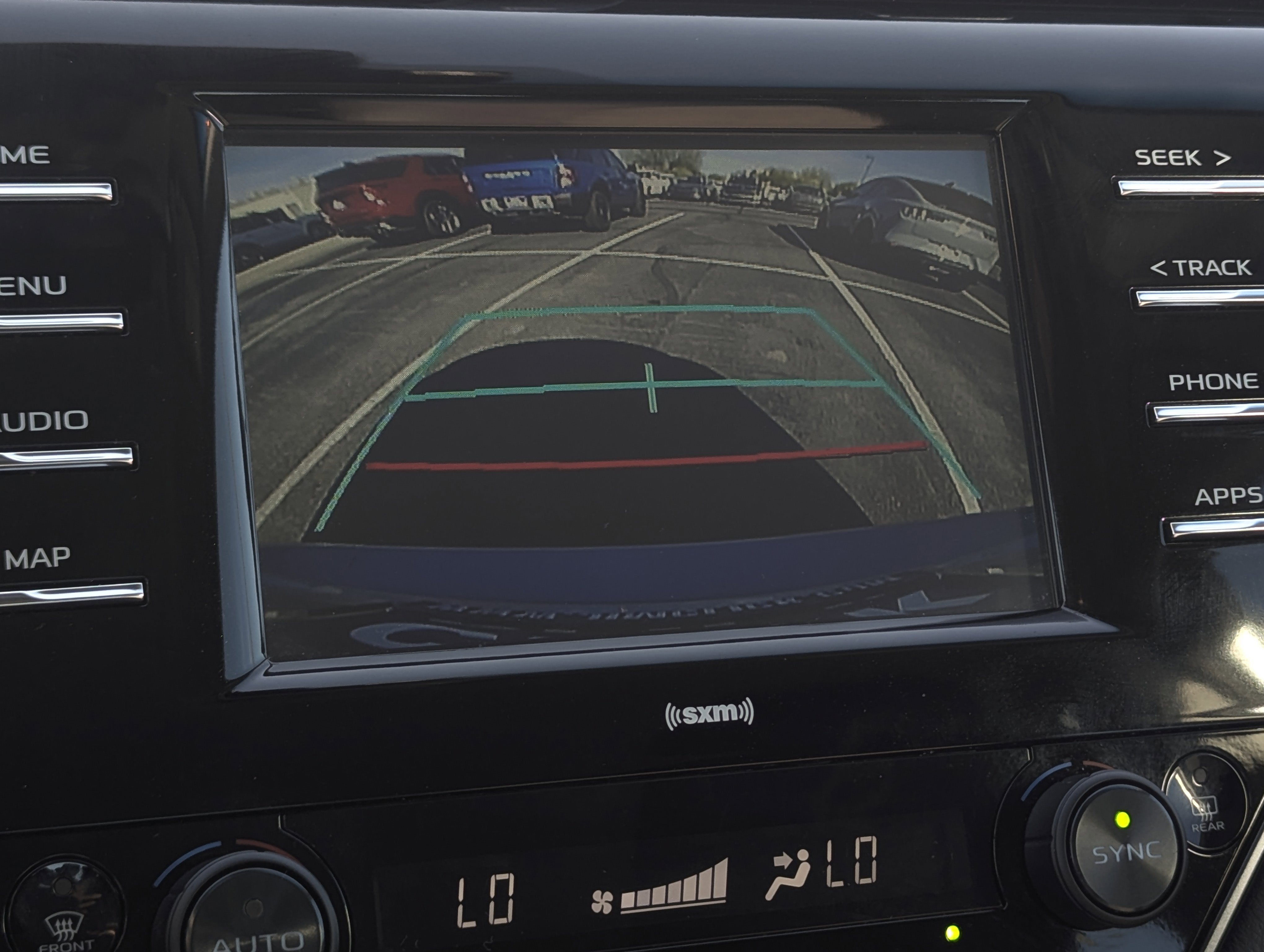 2020 Toyota Camry Hybrid LE