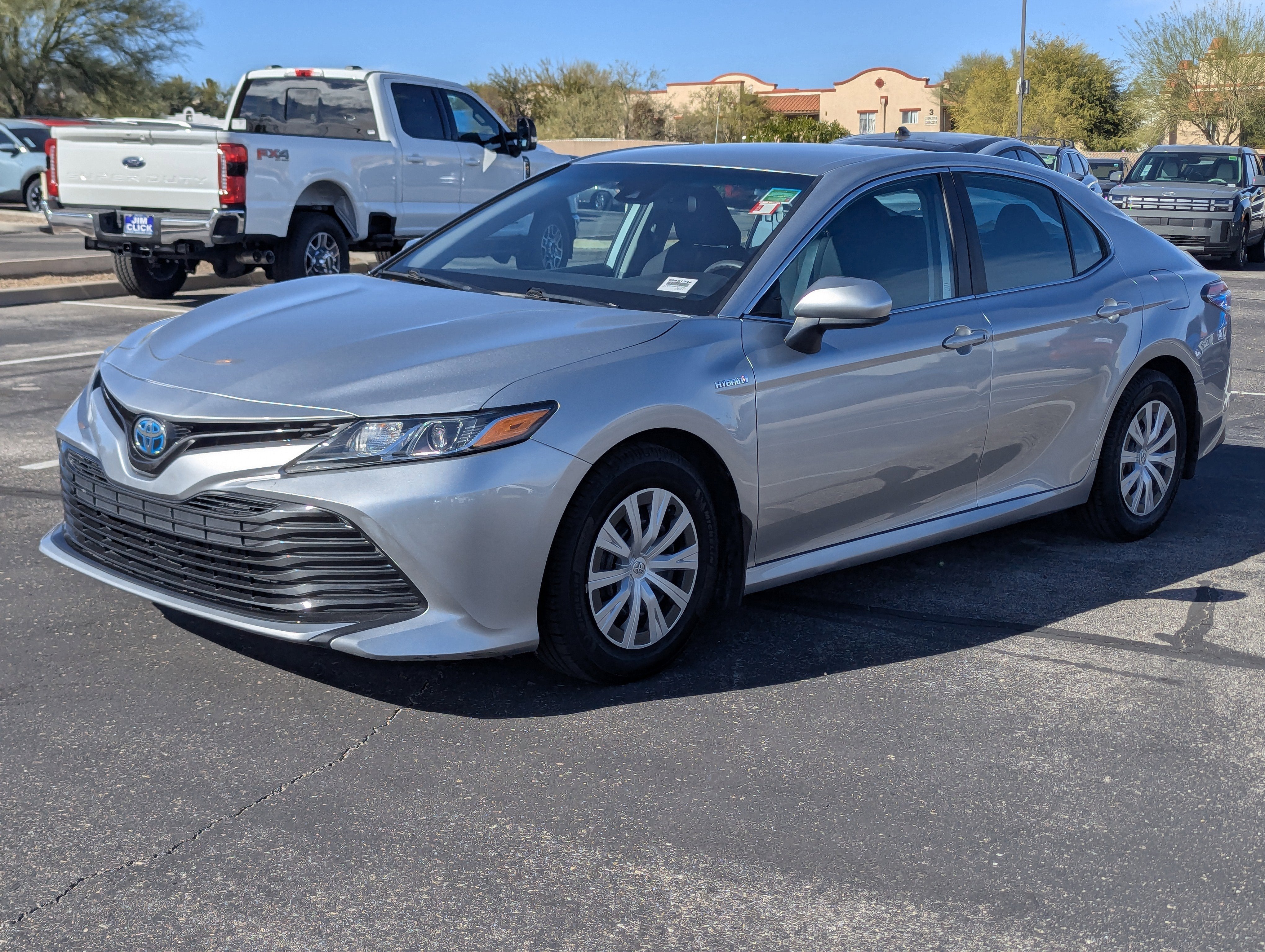 2020 Toyota Camry Hybrid LE