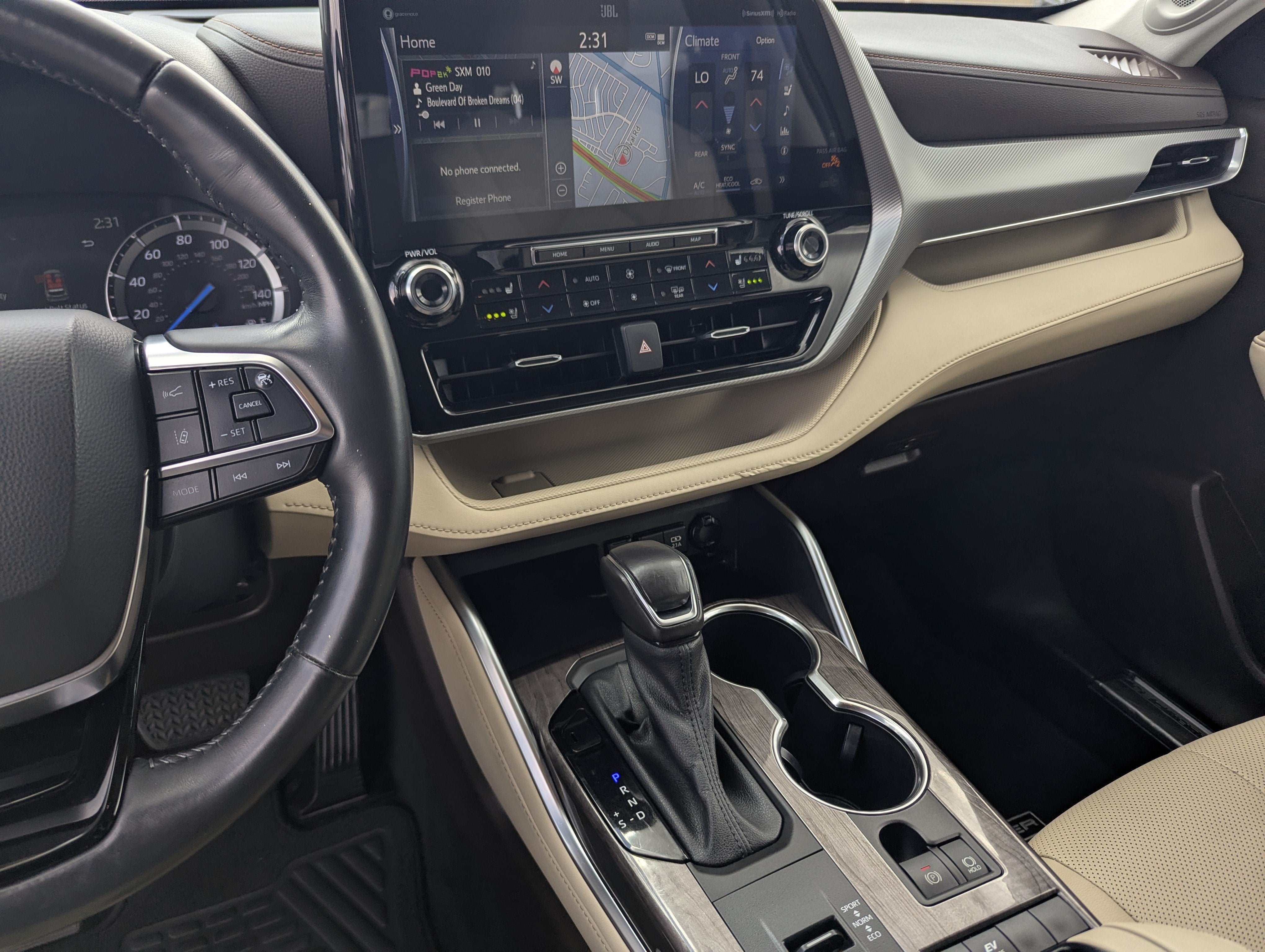 2021 Toyota Highlander Hybrid Platinum