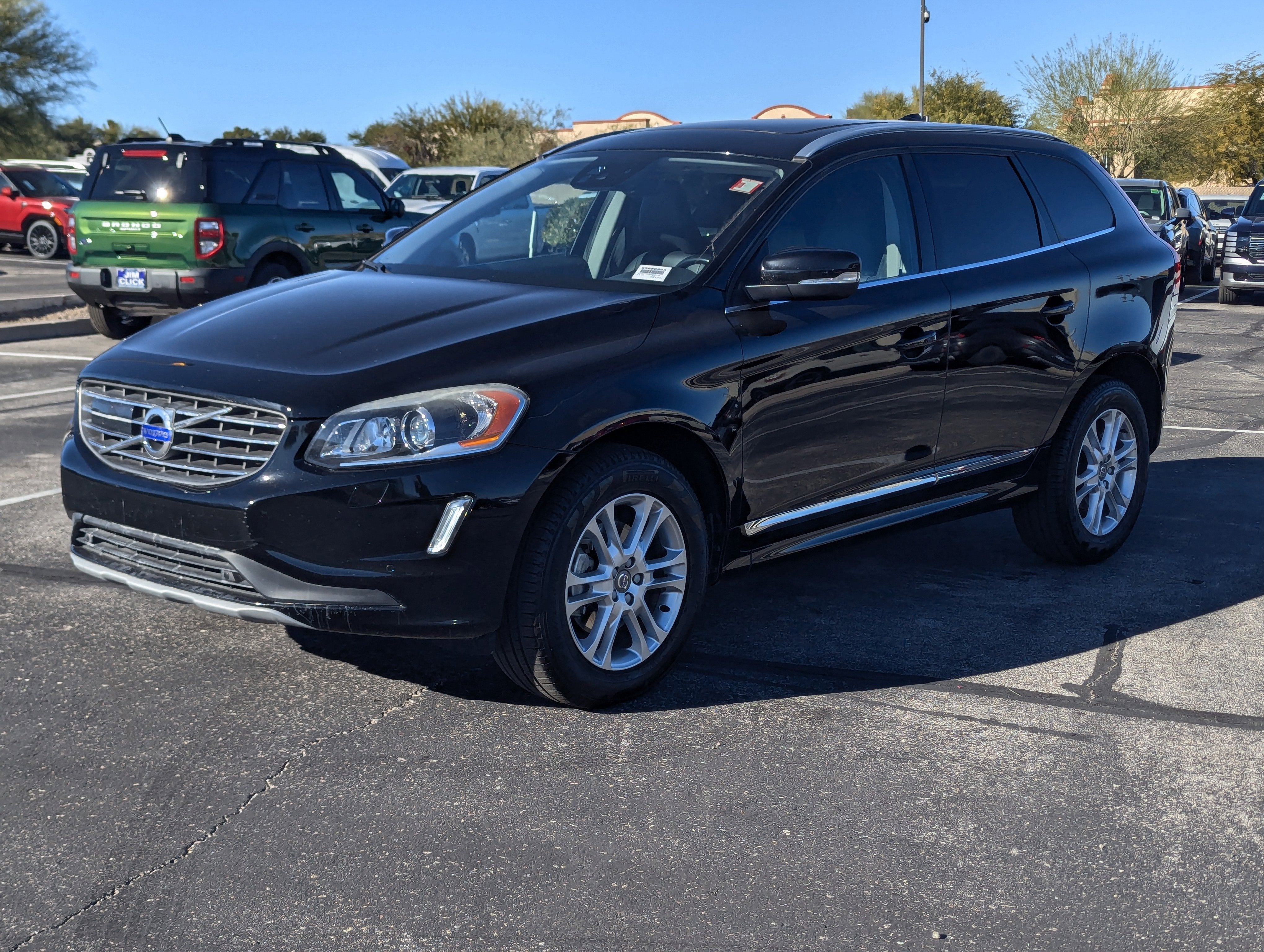 2016 Volvo XC60 T5 Drive-E Platinum