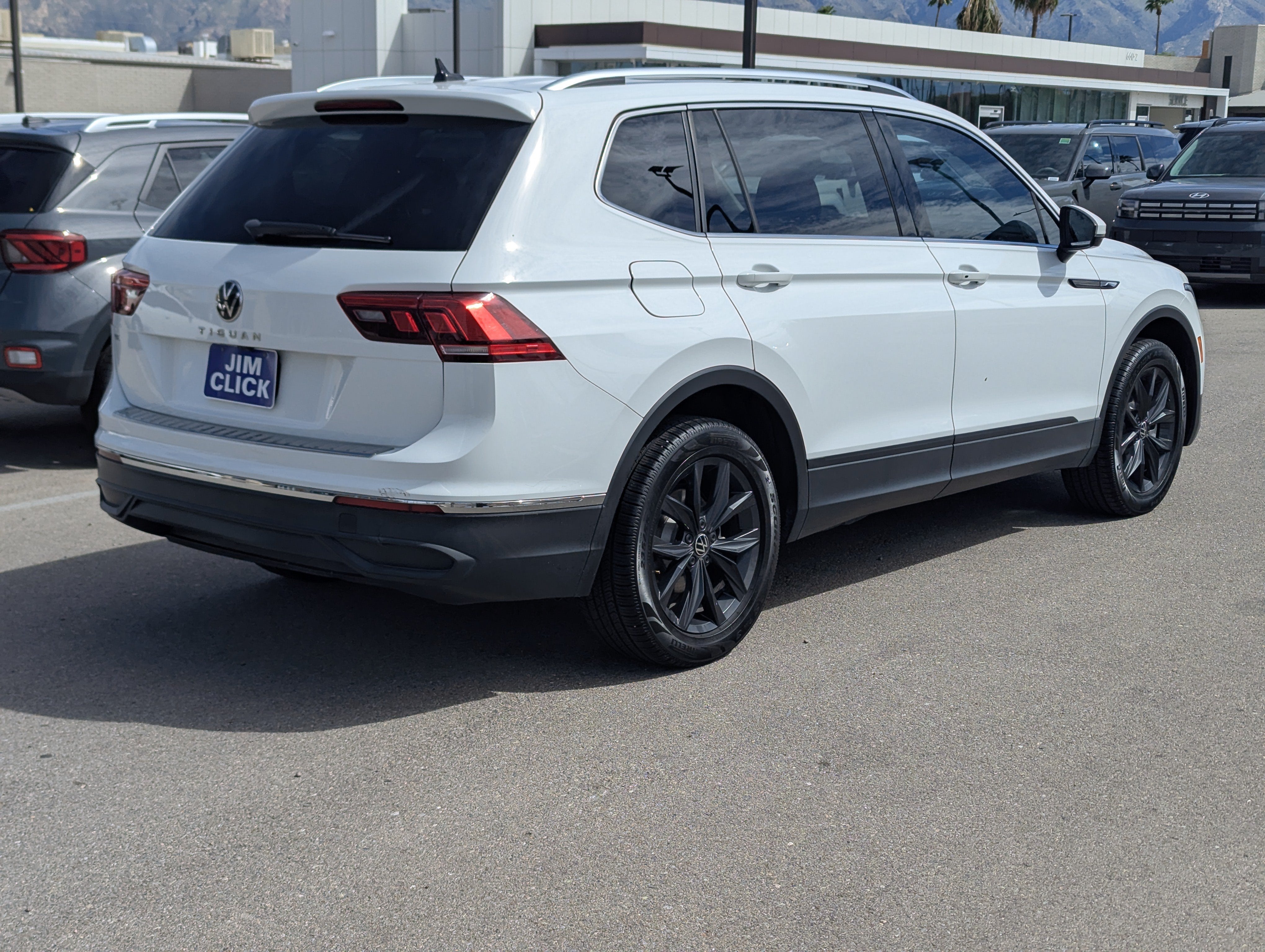 2024 Volkswagen Tiguan SE