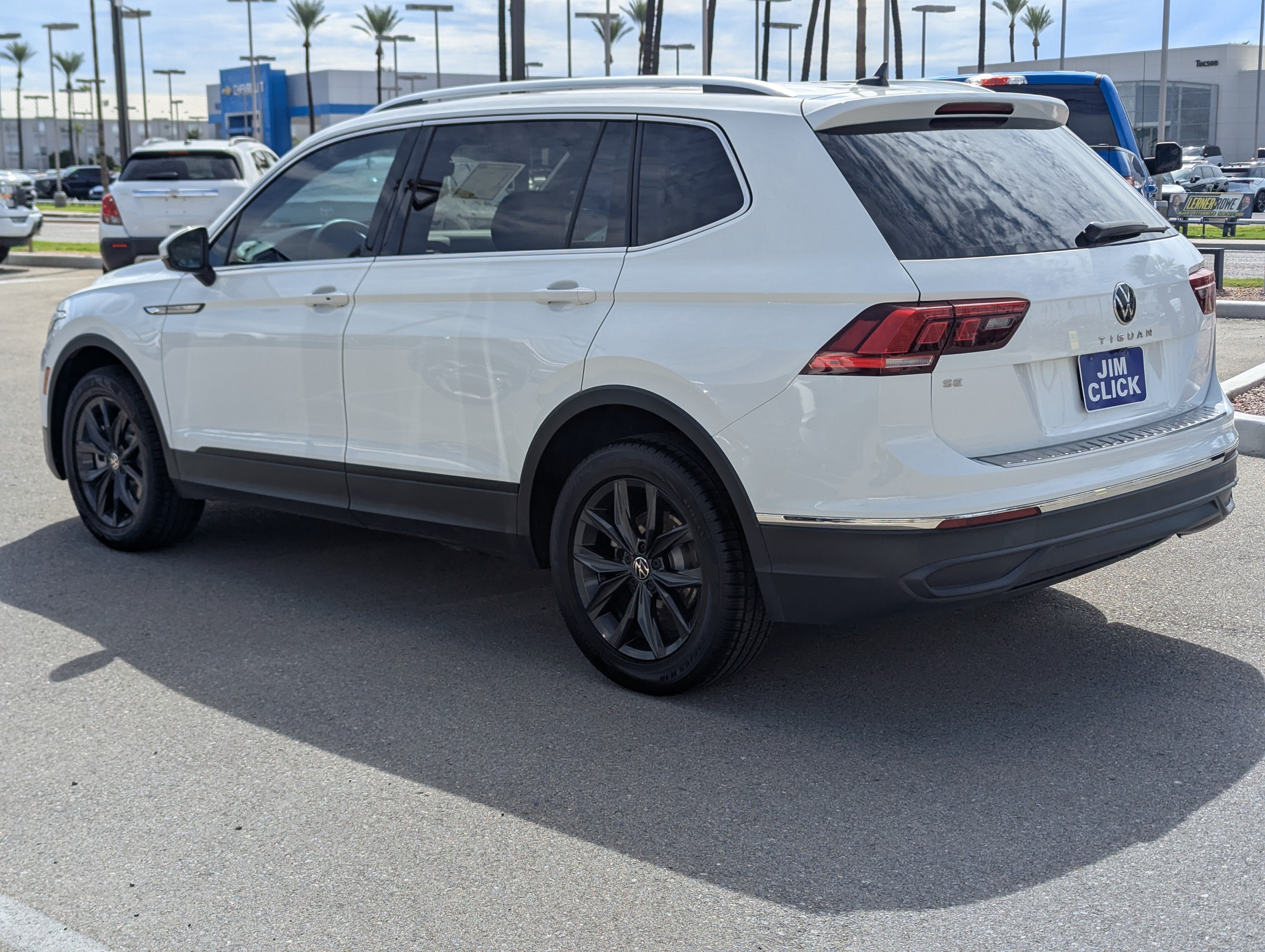 2024 Volkswagen Tiguan SE